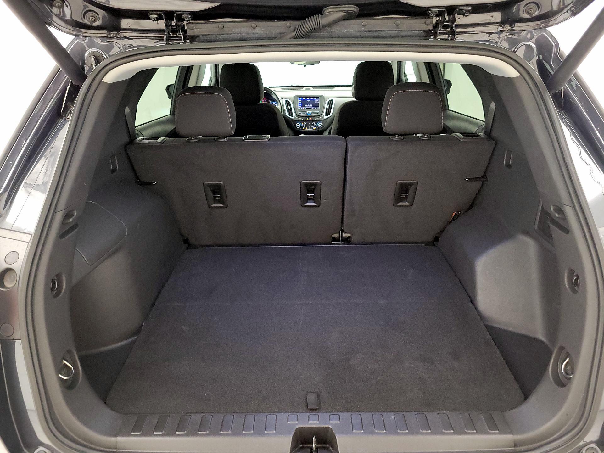 Thumbnail: 2022 Chevrolet Equinox - 17