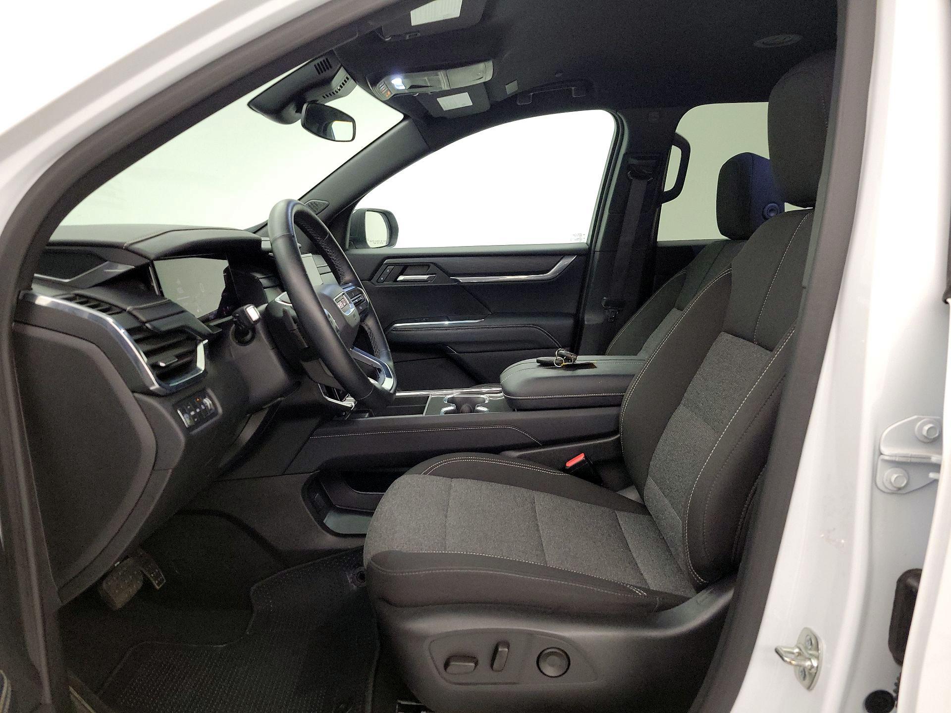 Thumbnail: 2025 GMC Acadia - 11