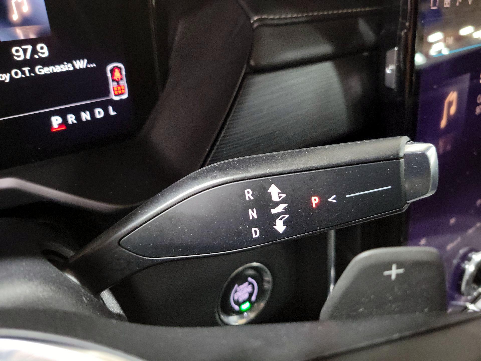 Thumbnail: 2025 GMC Acadia - 17