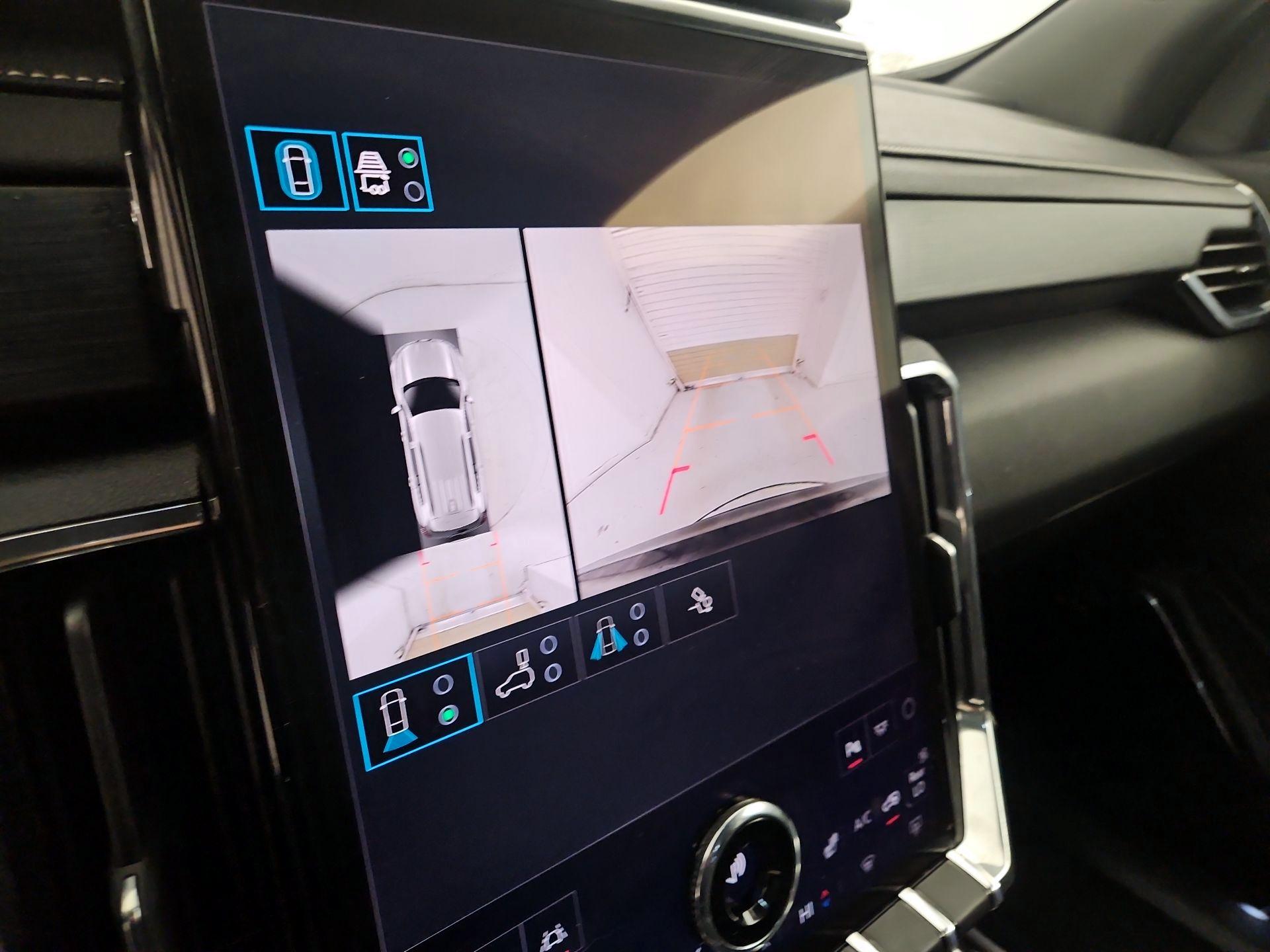 Thumbnail: 2025 GMC Acadia - 14