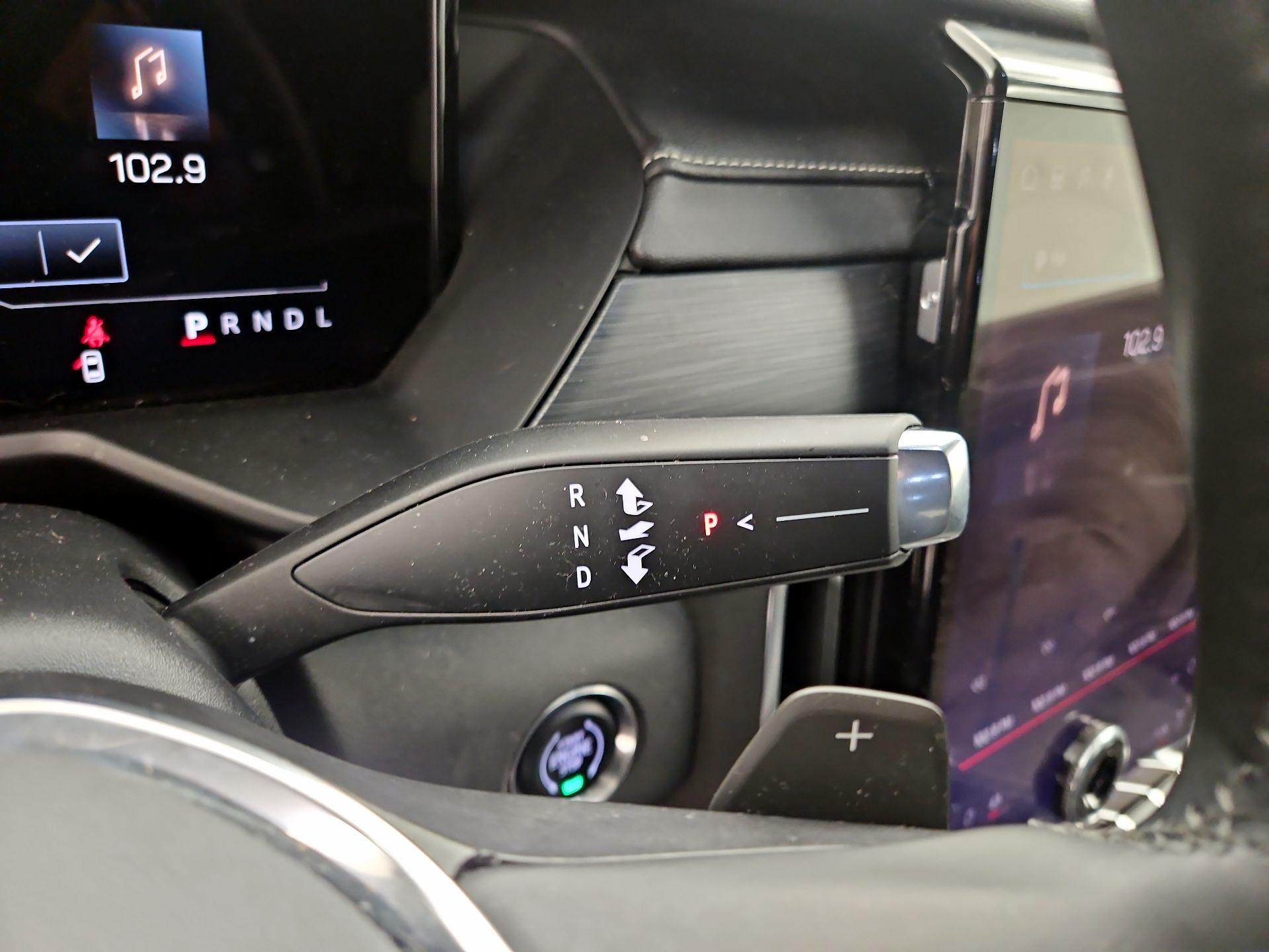 Thumbnail: 2025 GMC Acadia - 17