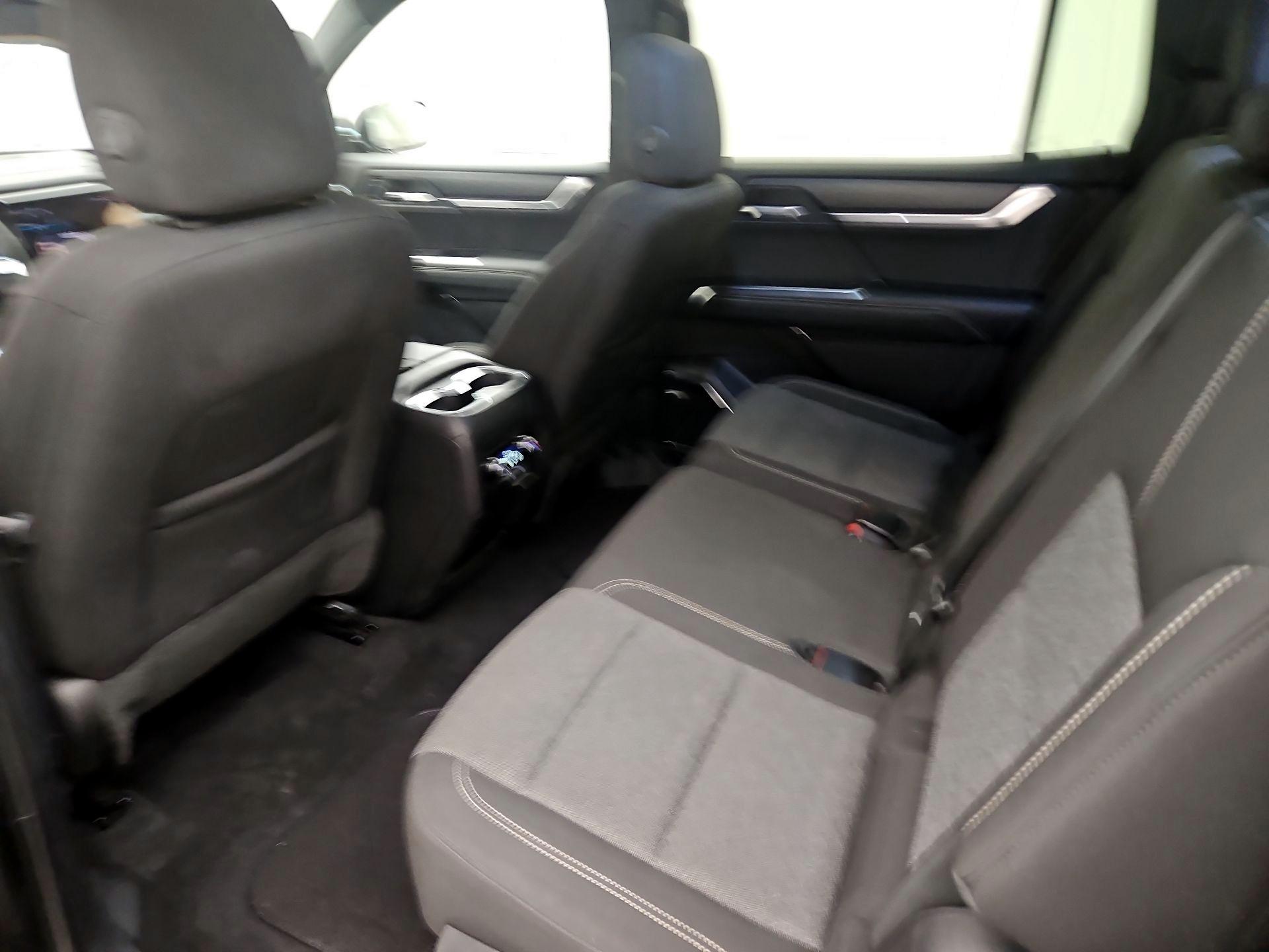 Thumbnail: 2025 GMC Acadia - 19