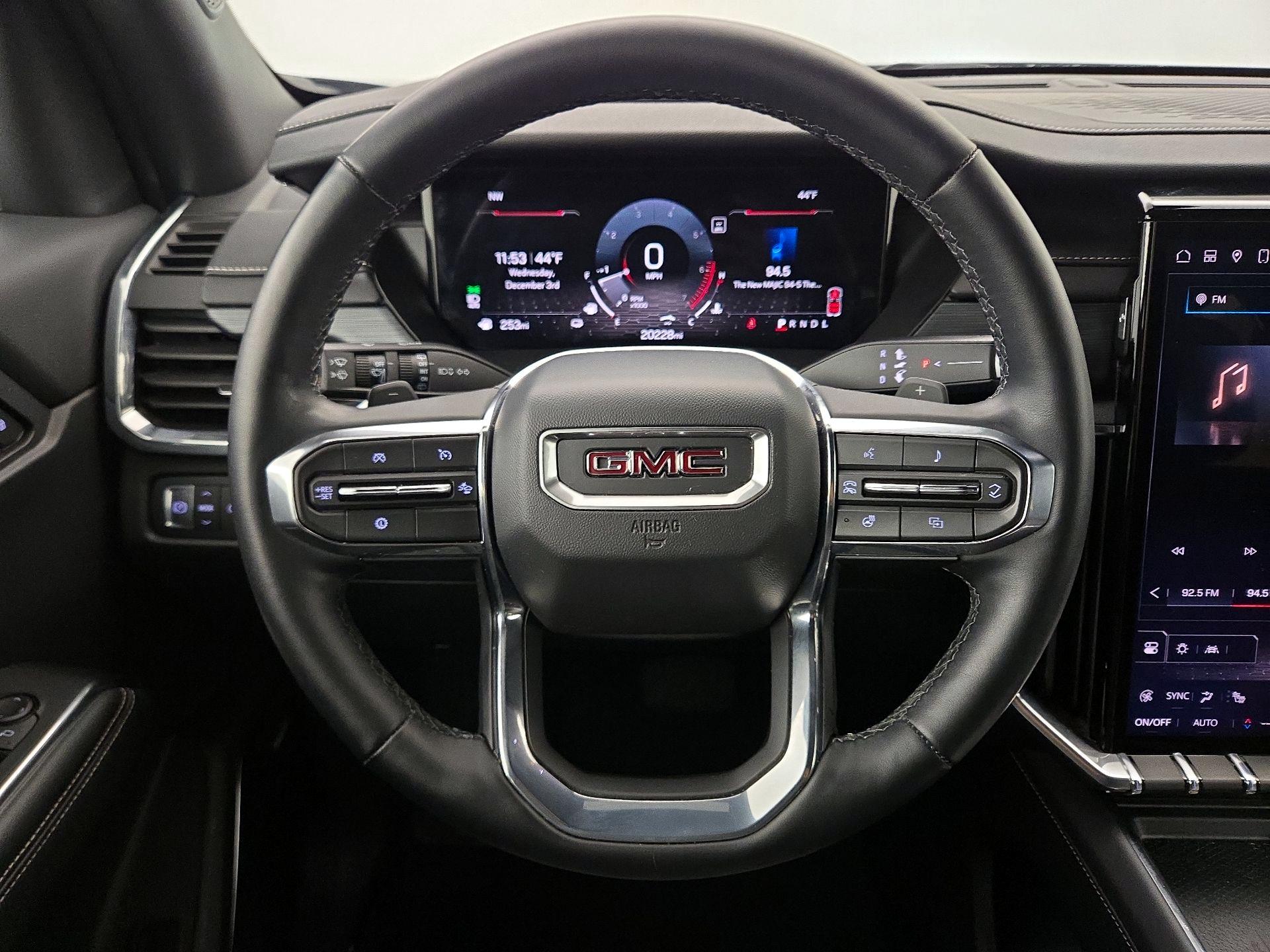 Thumbnail: 2025 GMC Acadia - 10