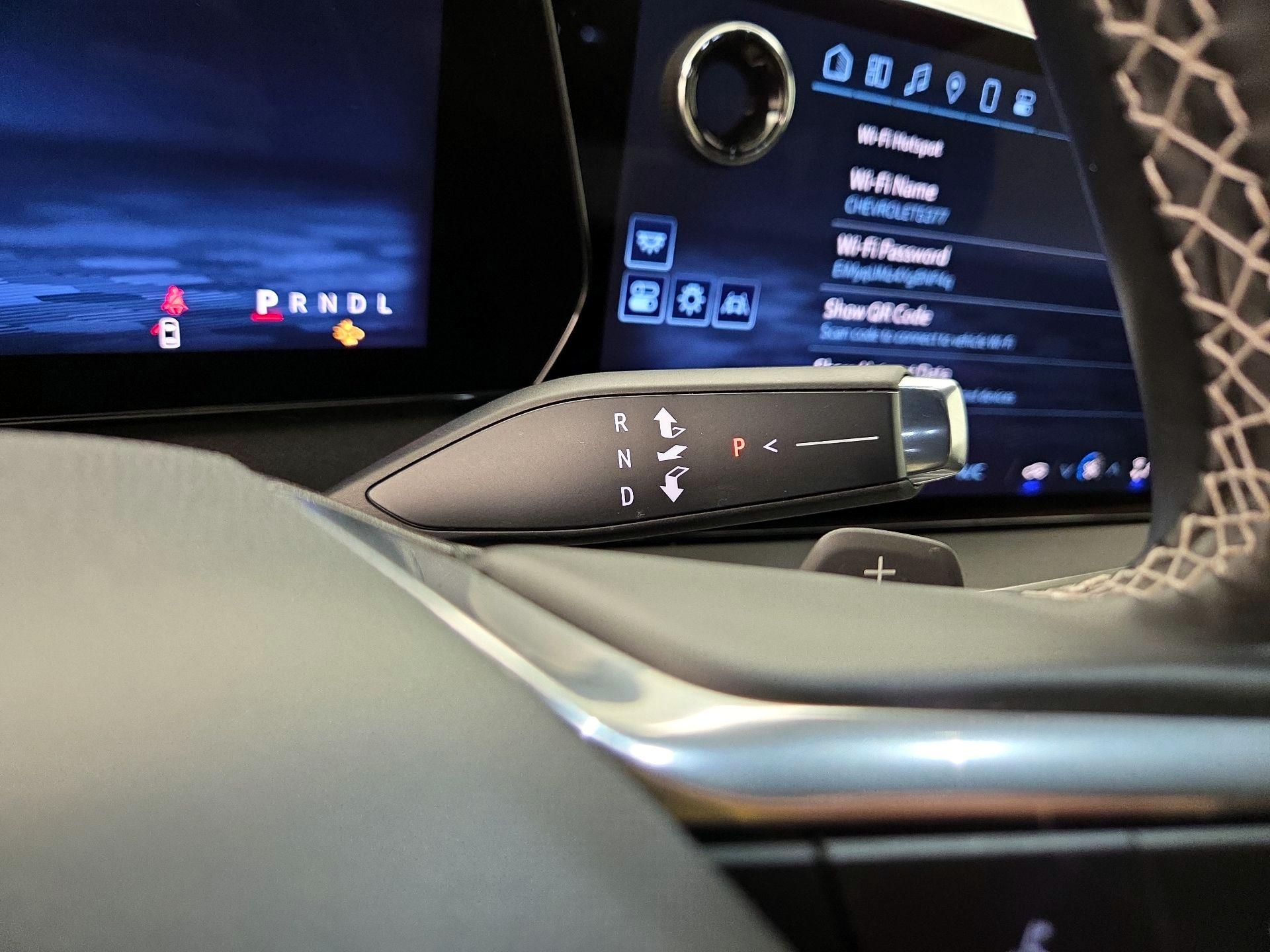 Thumbnail: 2025 Chevrolet Traverse - 17