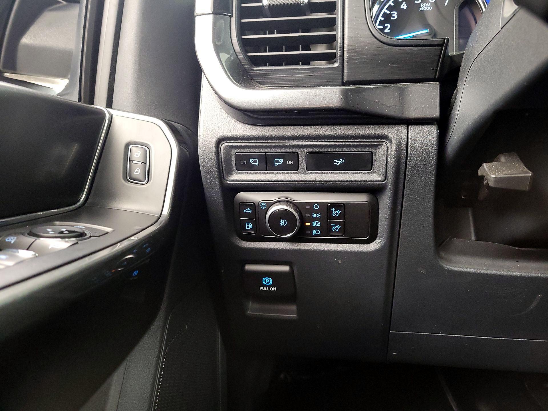 Thumbnail: 2023 Ford F-150 - 13