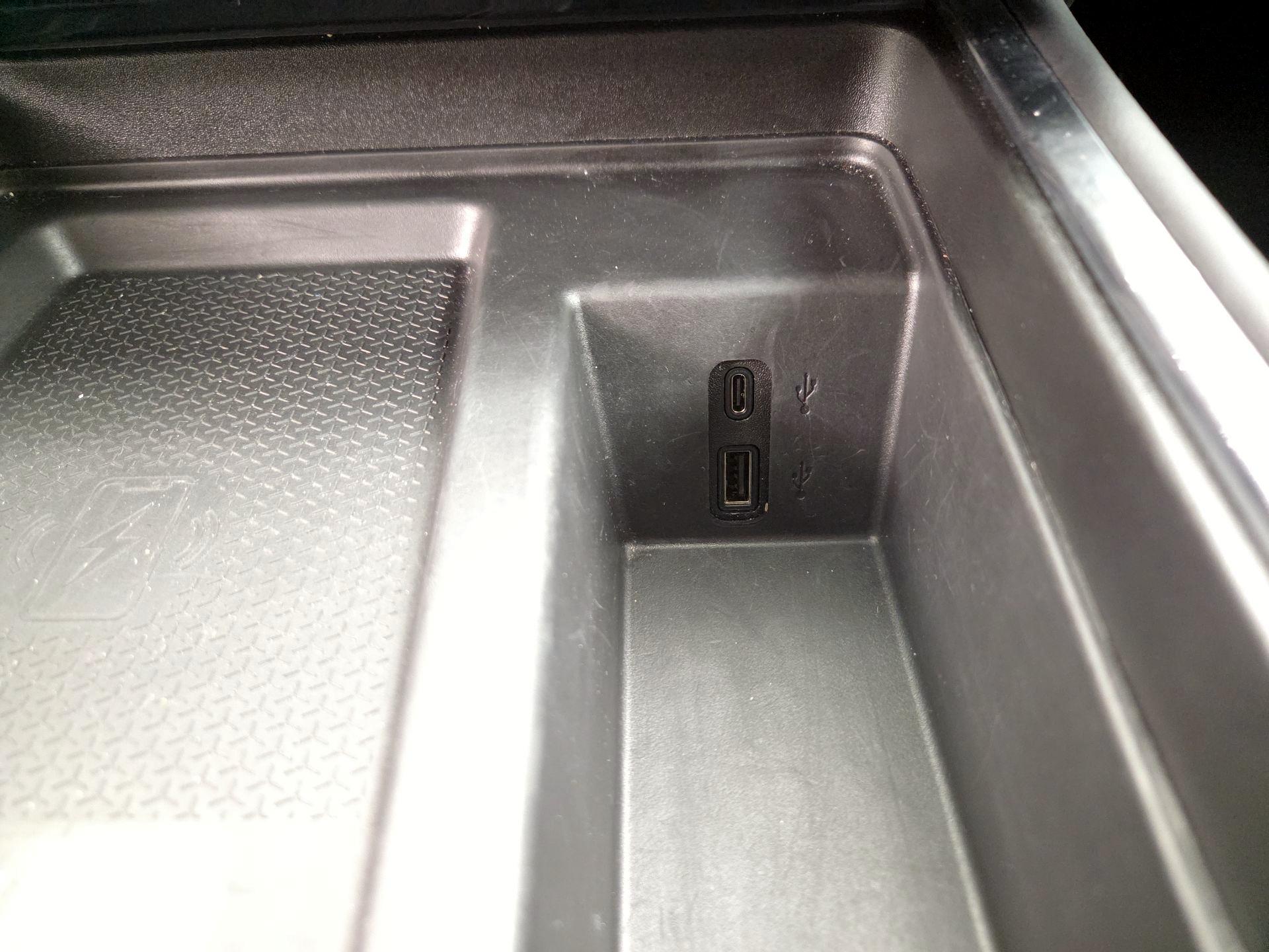 Thumbnail: 2025 GMC Acadia - 19