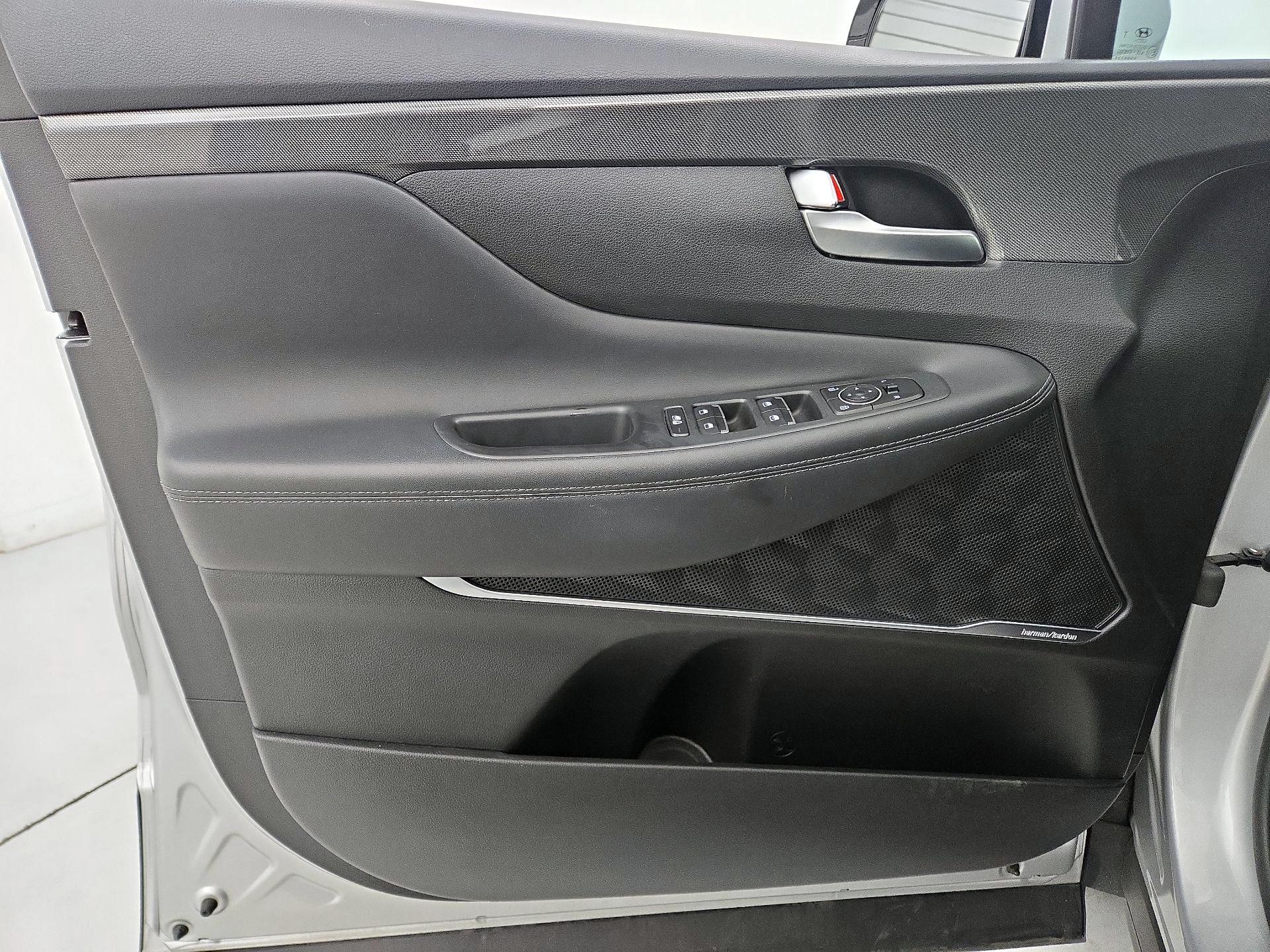 Thumbnail: 2022 Hyundai Santa Fe - 12