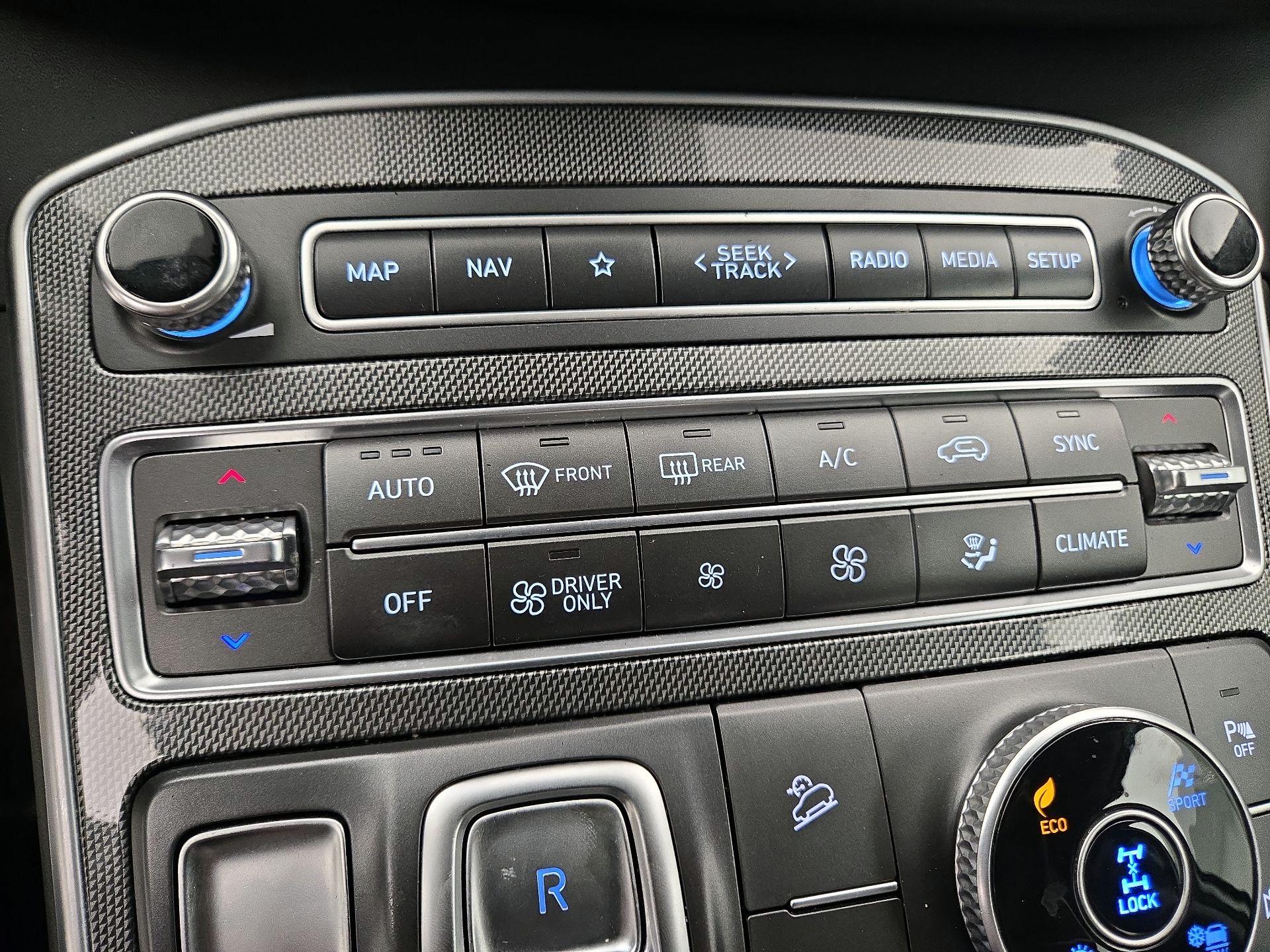 Thumbnail: 2022 Hyundai Santa Fe - 16