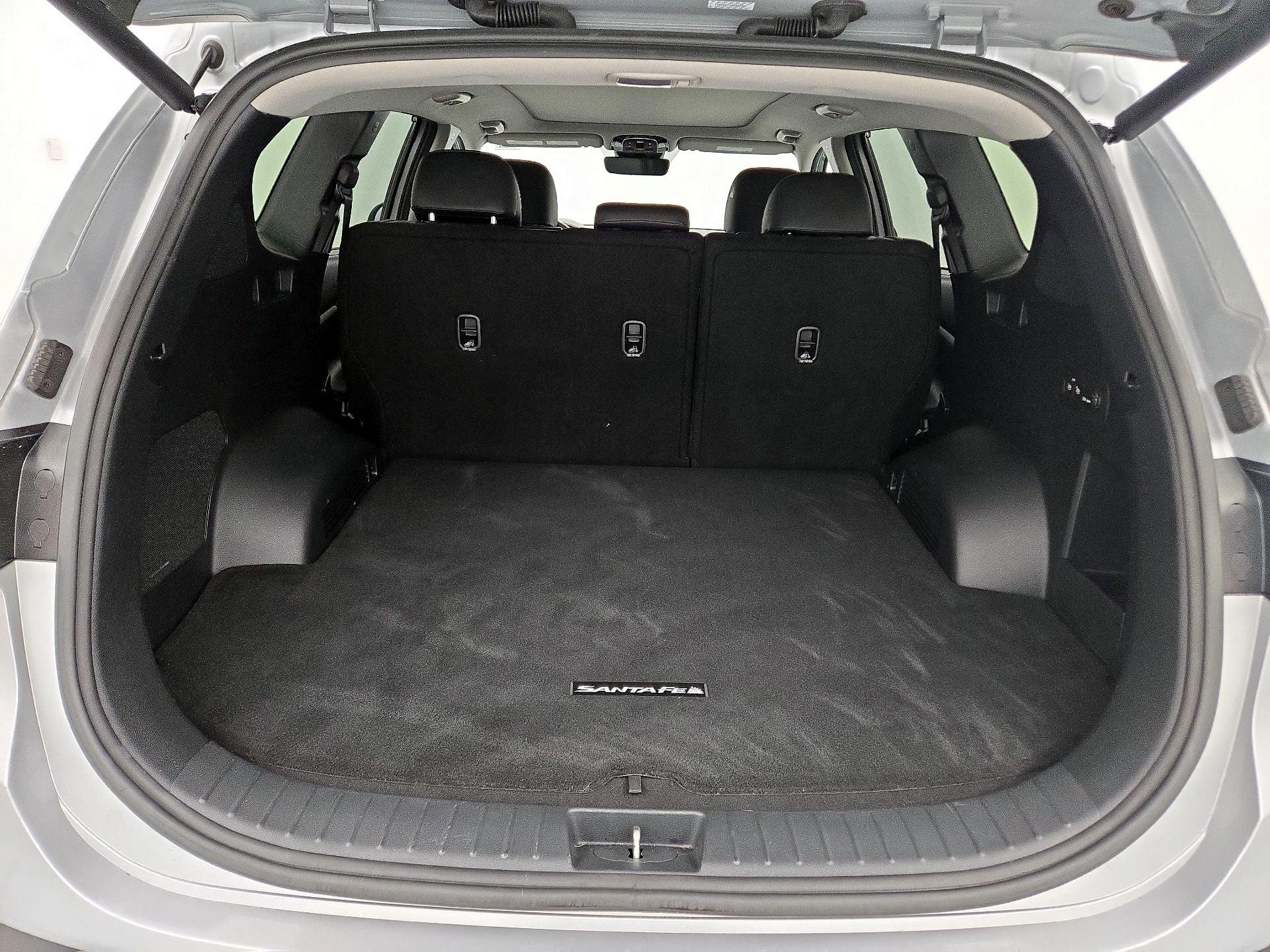 Thumbnail: 2022 Hyundai Santa Fe - 19