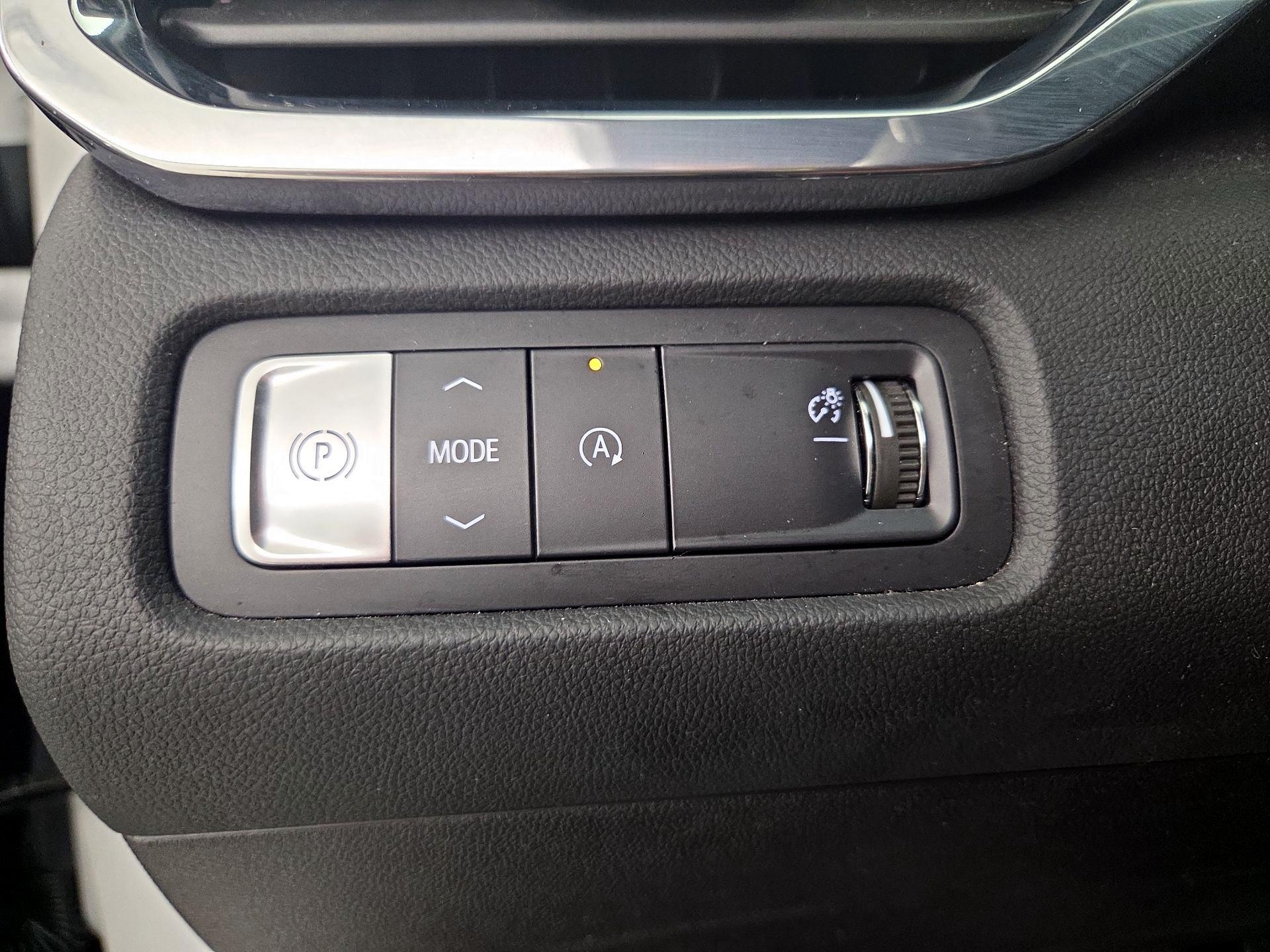 Thumbnail: 2025 GMC Acadia - 13