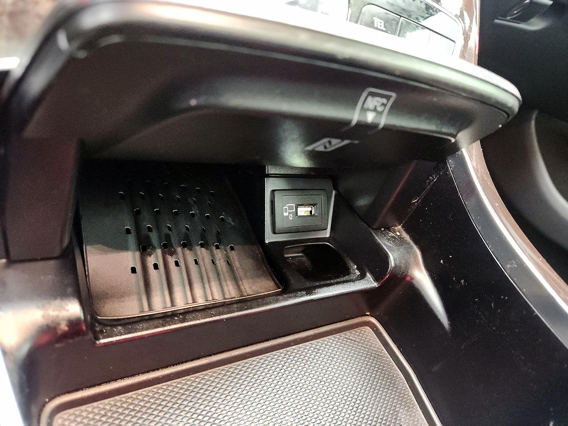 Thumbnail: 2019 Mercedes-Benz CLS - 19