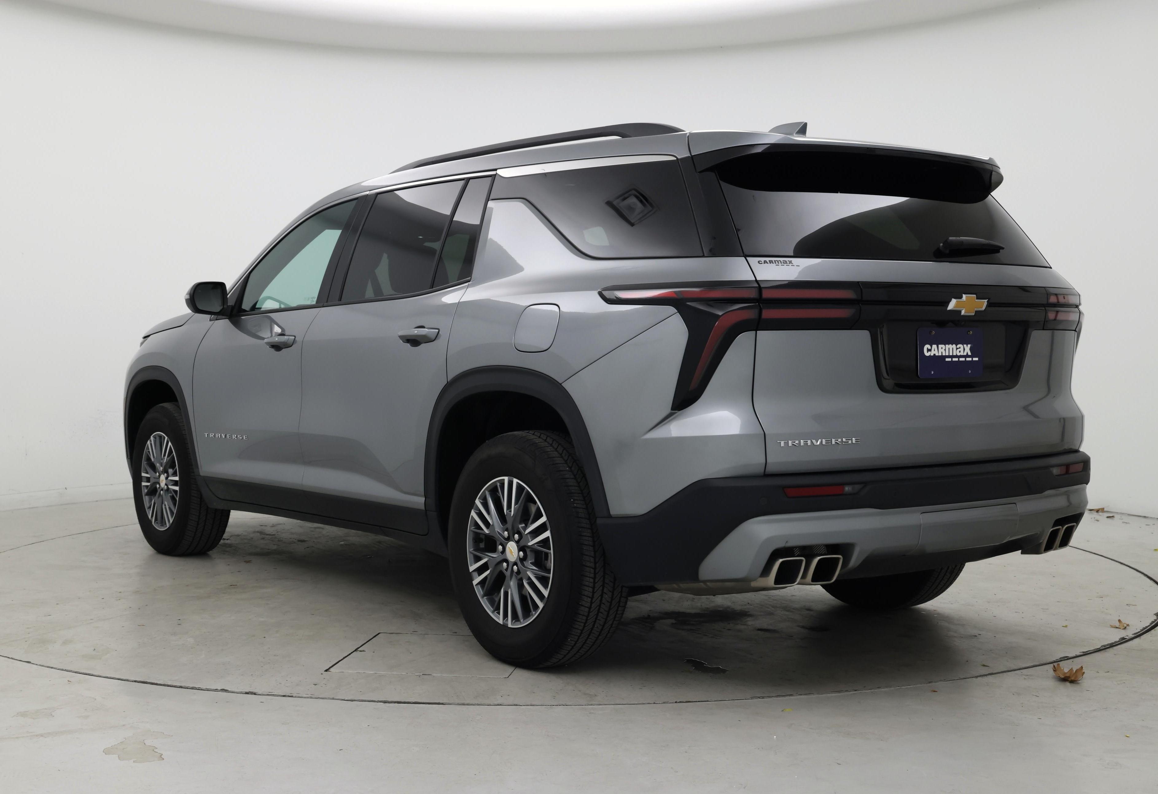 Thumbnail: 2025 Chevrolet Traverse - 2
