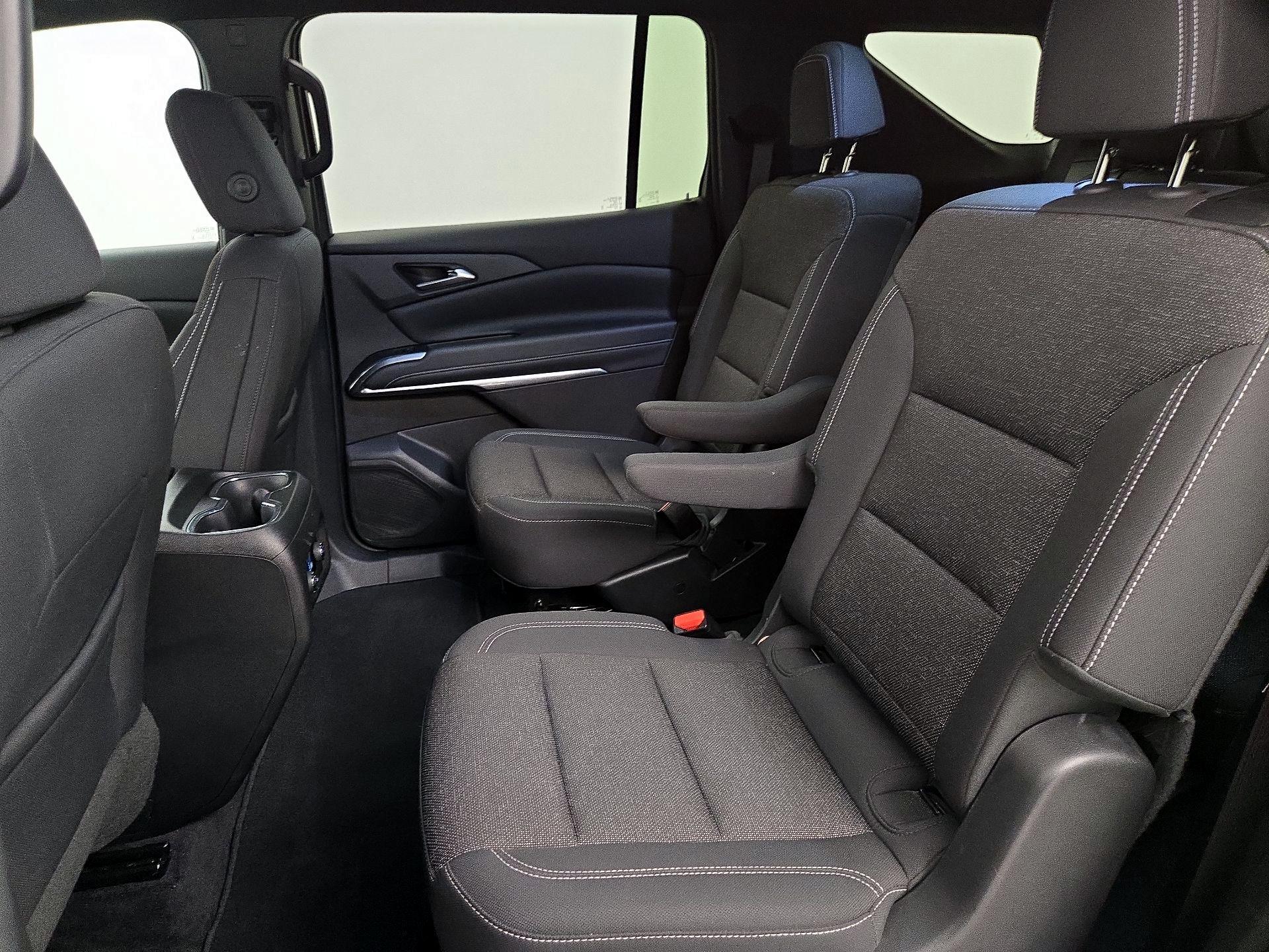 Thumbnail: 2025 Chevrolet Traverse - 19