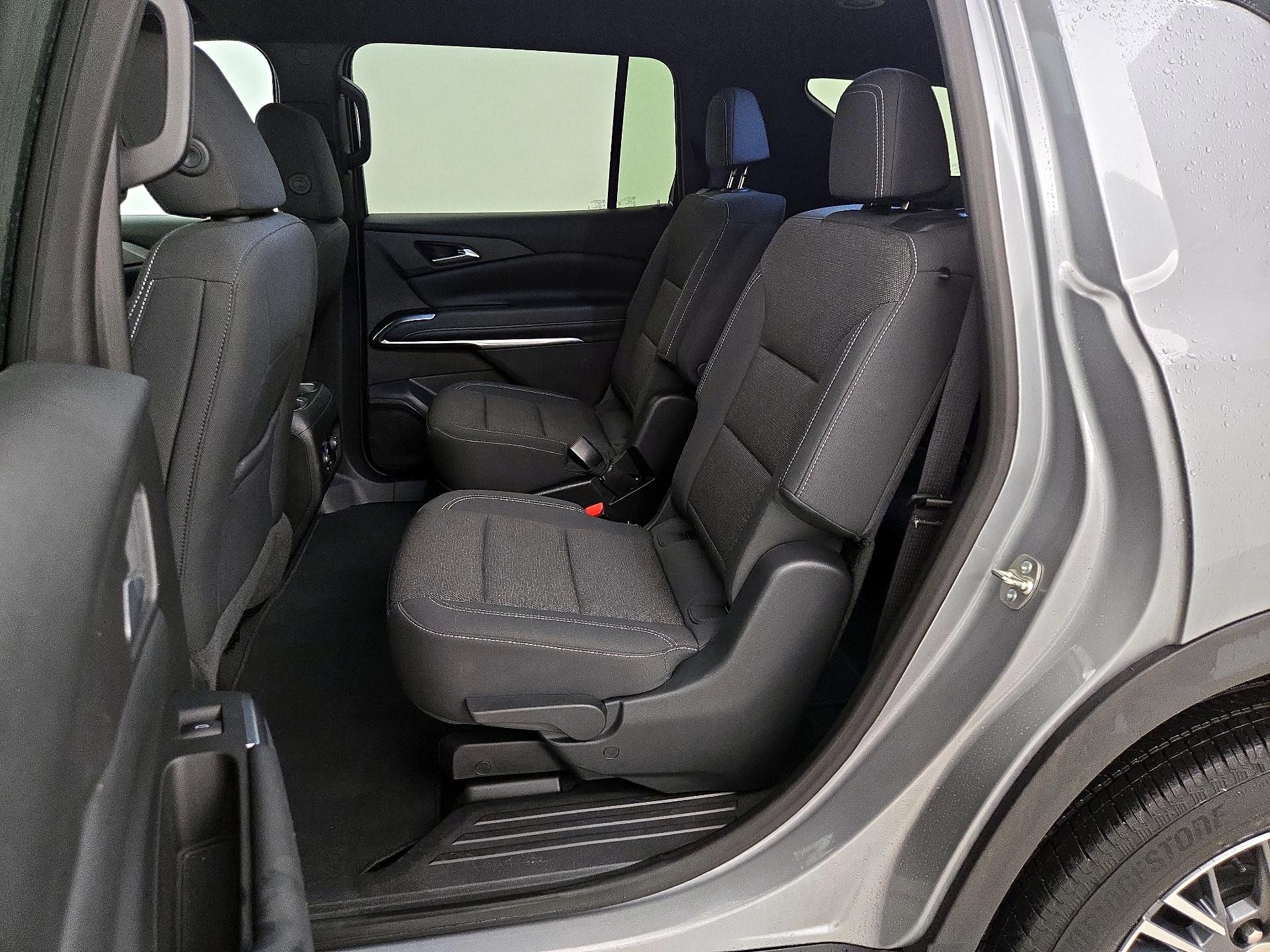 Thumbnail: 2025 Chevrolet Traverse - 20