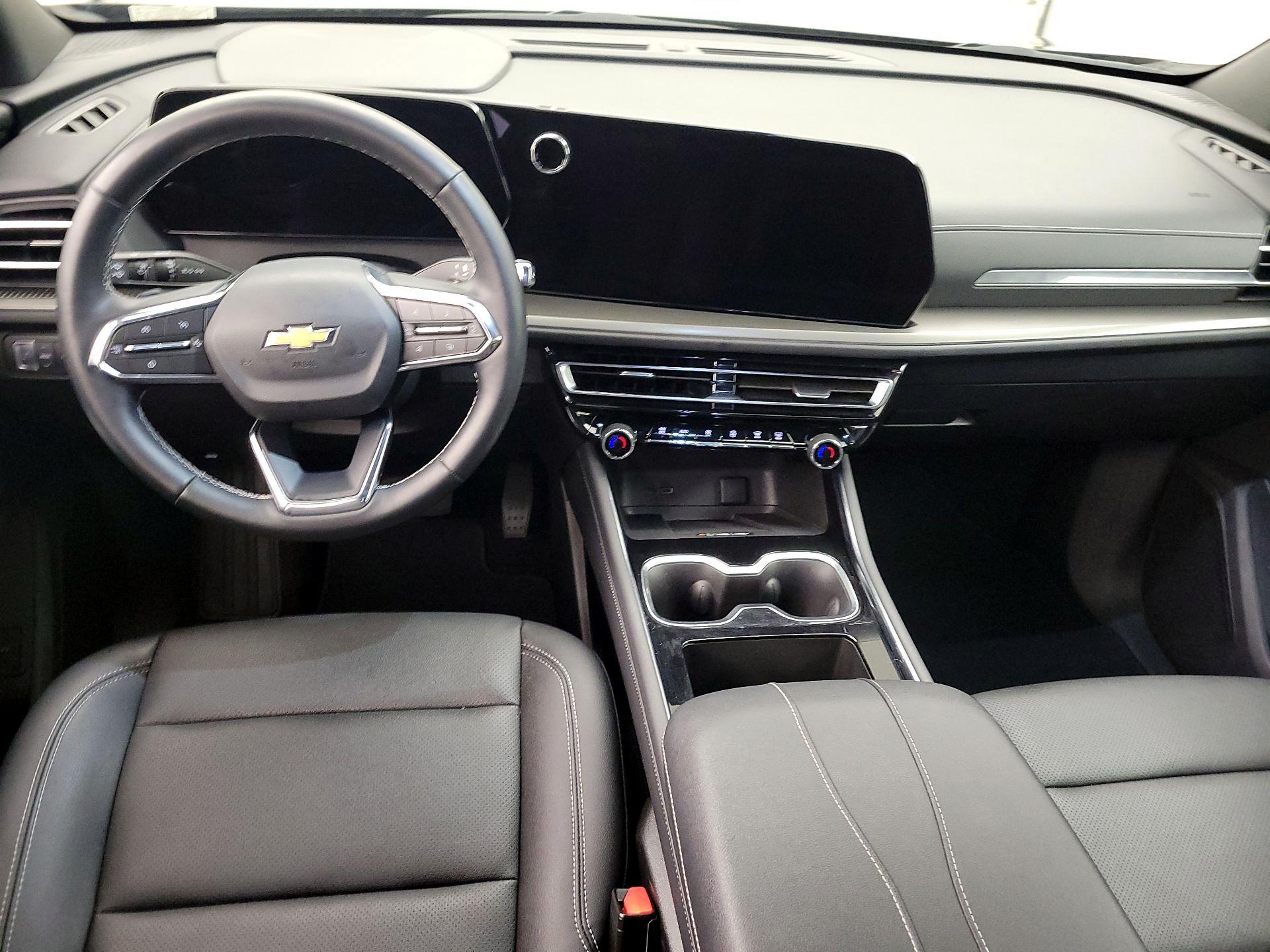 Thumbnail: 2025 Chevrolet Traverse - 9