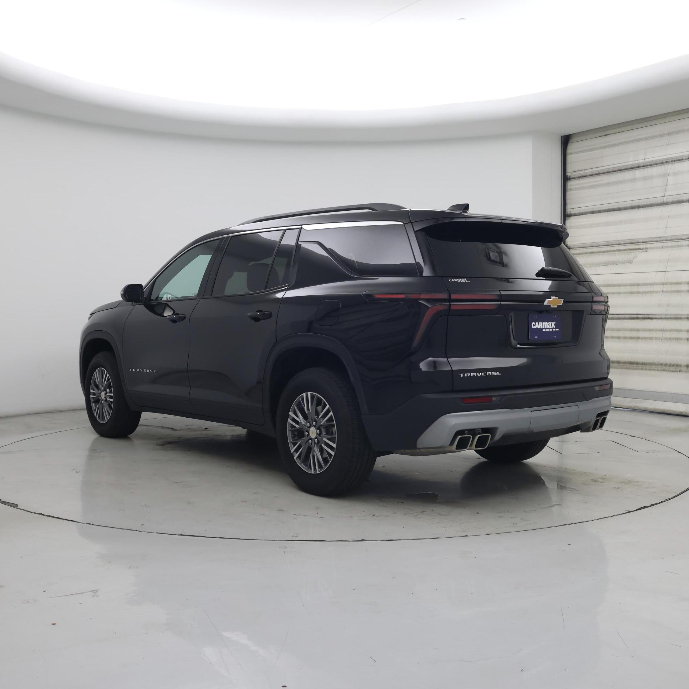 Thumbnail: 2025 Chevrolet Traverse - 2