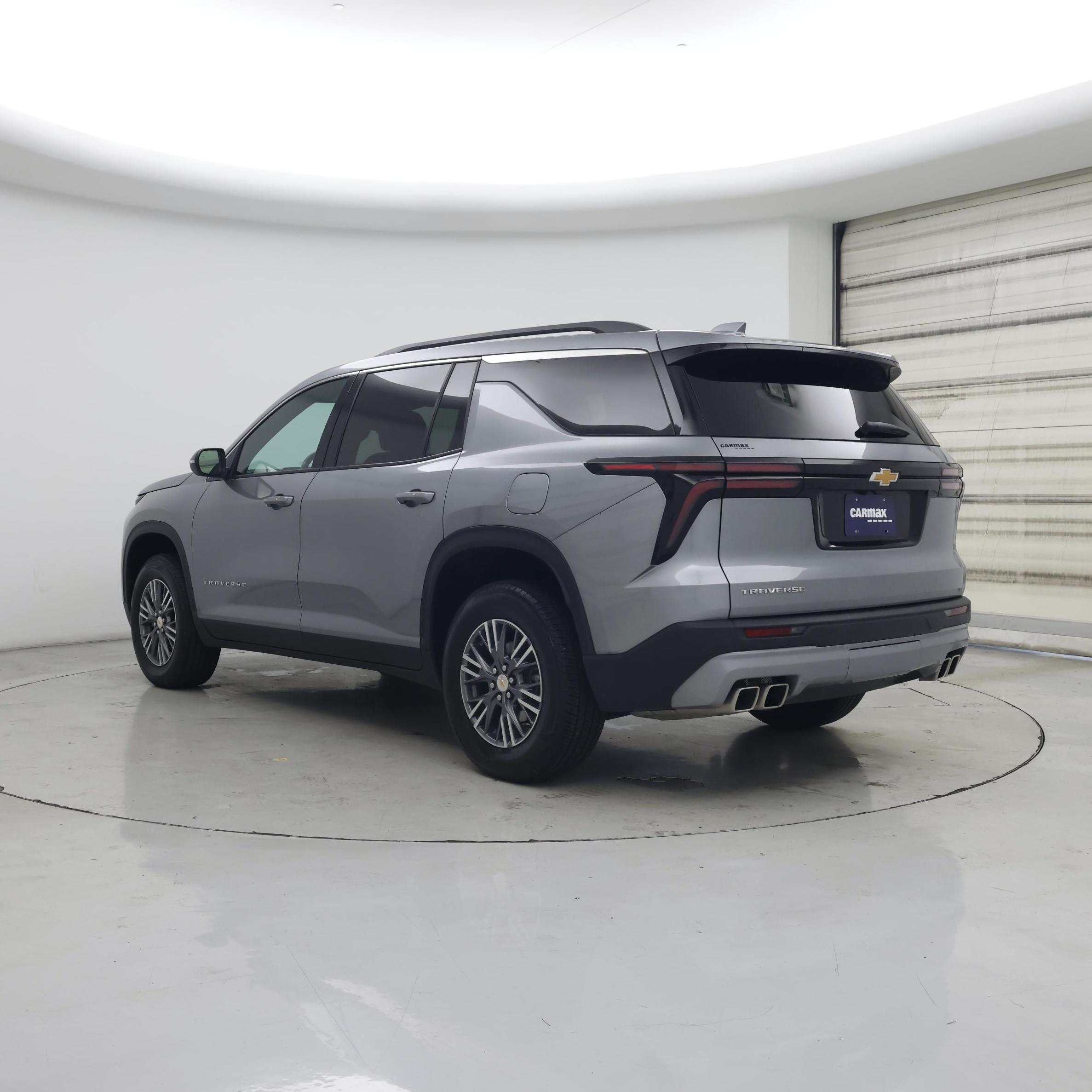 Thumbnail: 2025 Chevrolet Traverse - 2