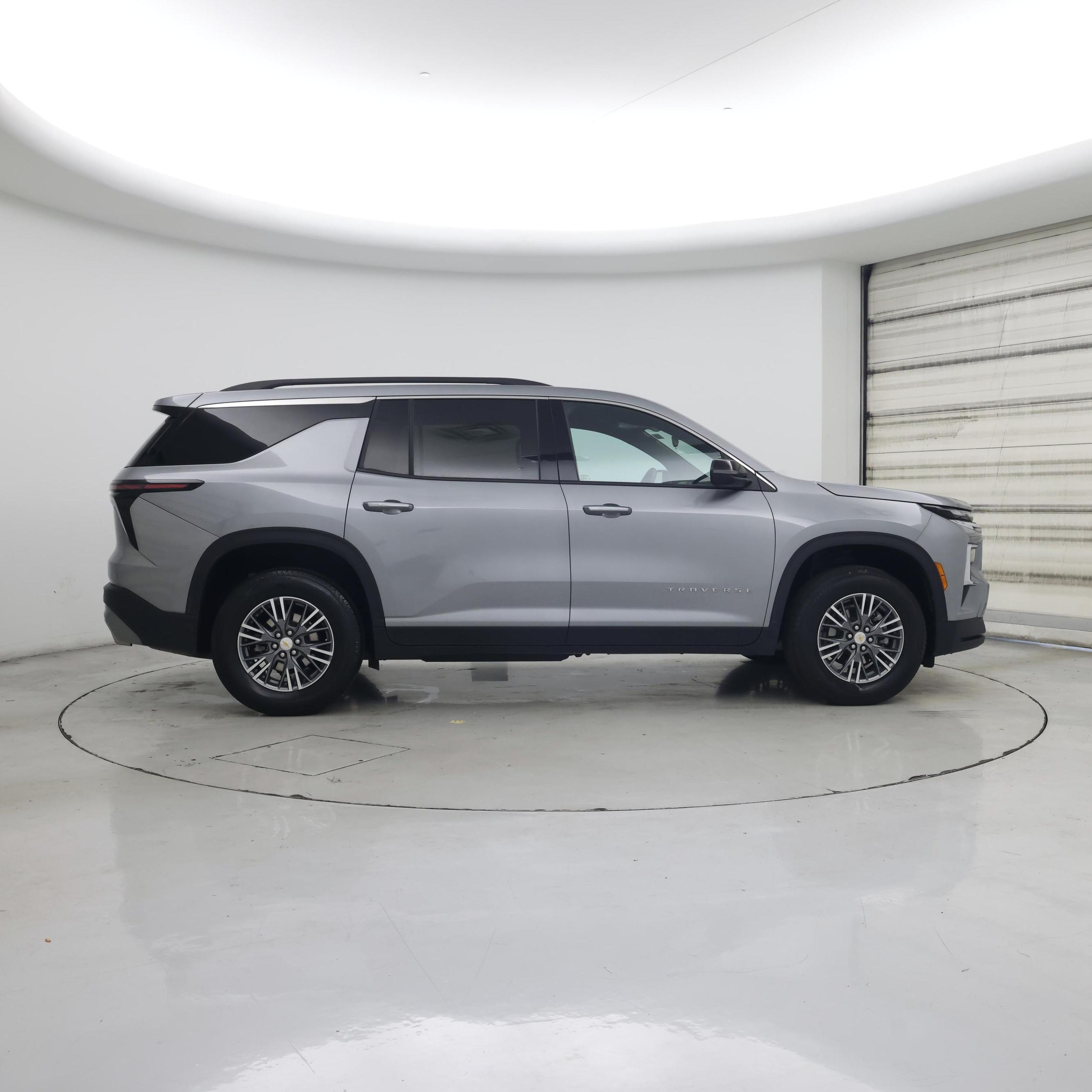 Thumbnail: 2025 Chevrolet Traverse - 7