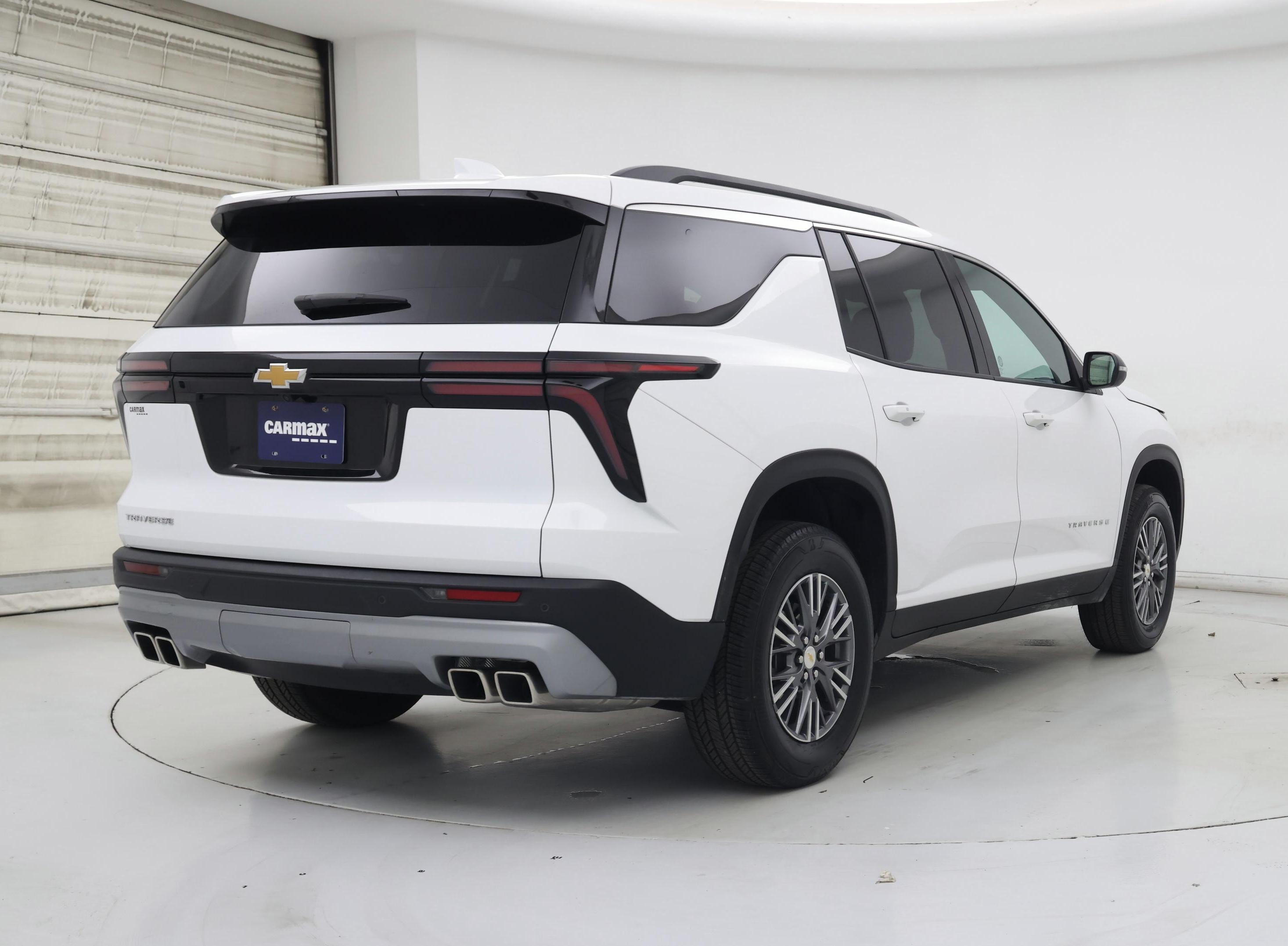 Thumbnail: 2025 Chevrolet Traverse - 8