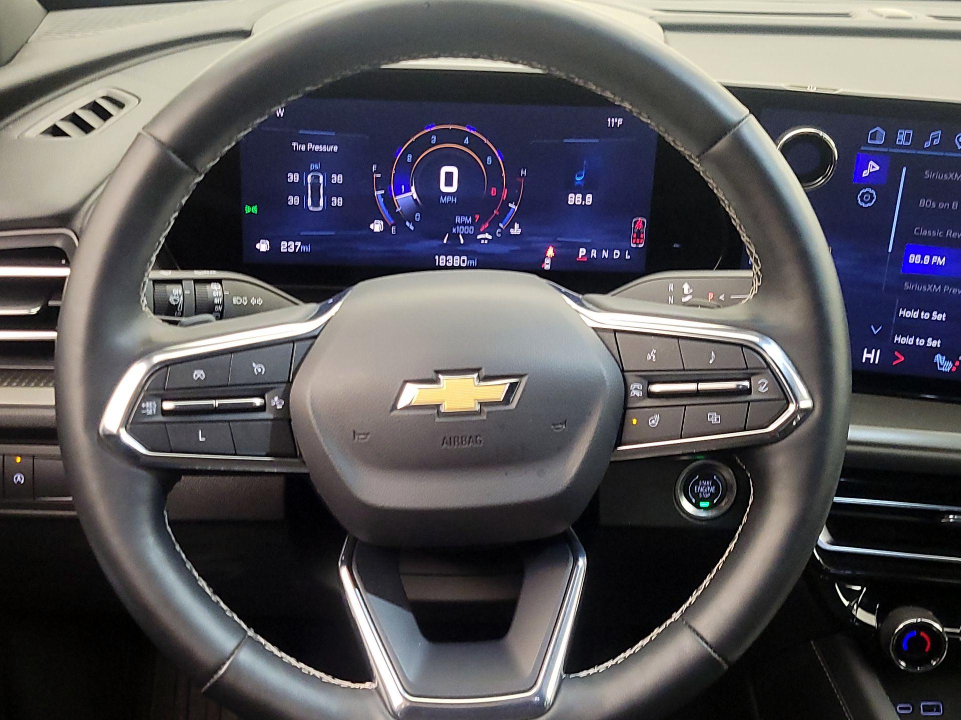 Thumbnail: 2025 Chevrolet Traverse - 10