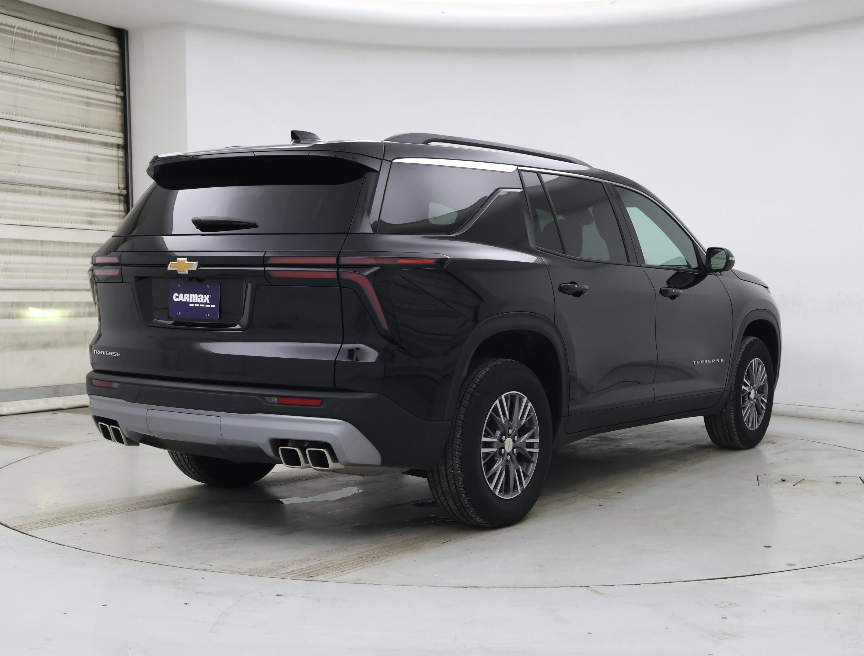 Thumbnail: 2025 Chevrolet Traverse - 8