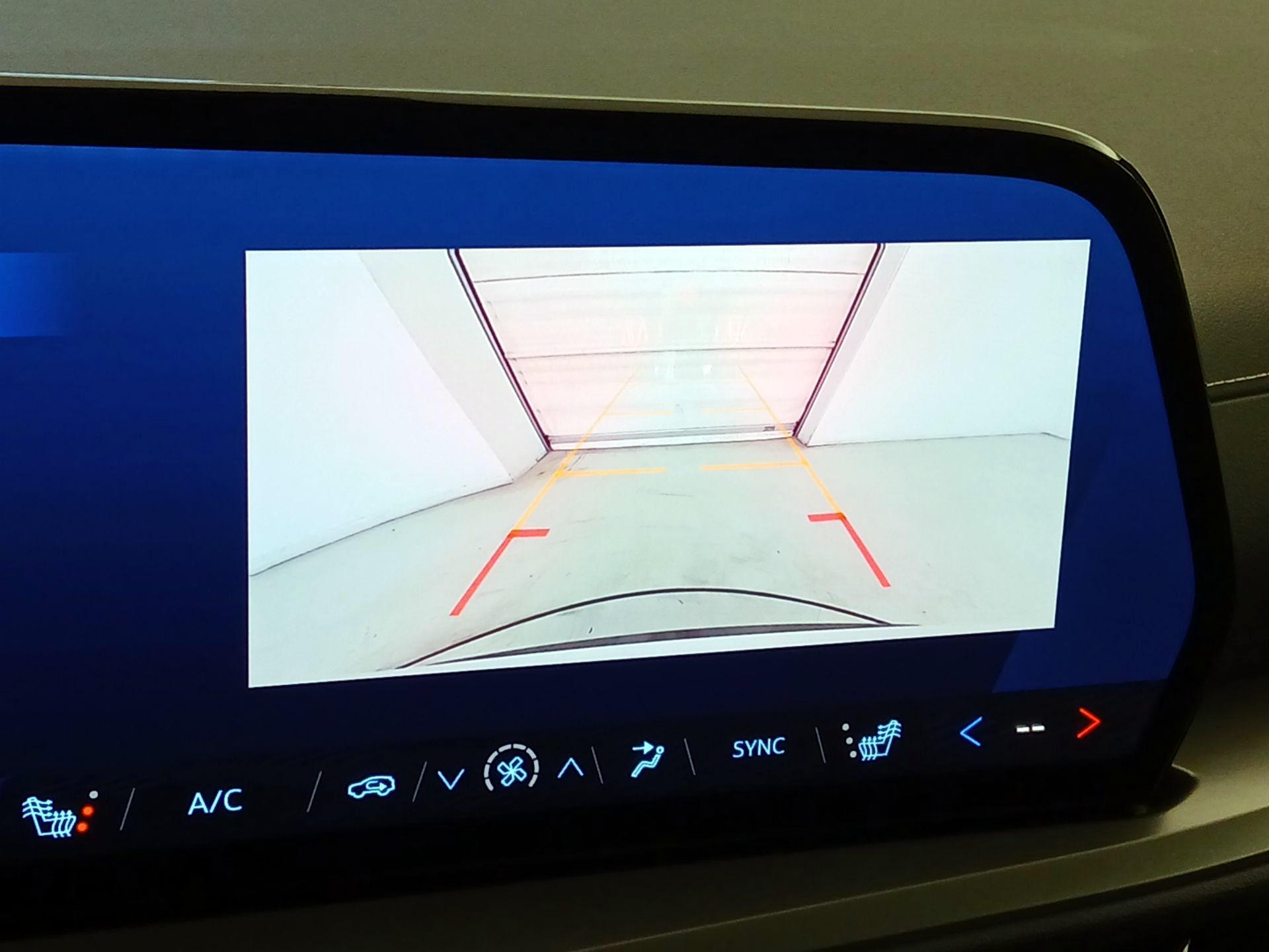 Thumbnail: 2025 Chevrolet Traverse - 15