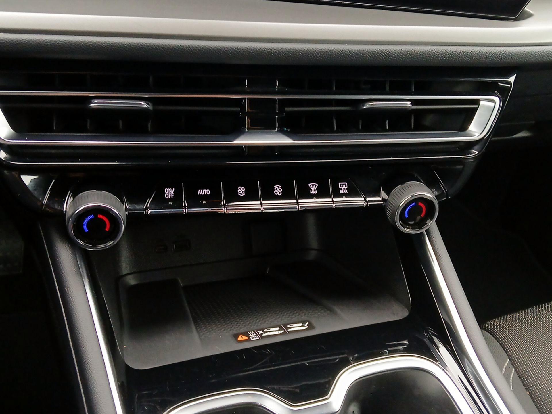 Thumbnail: 2025 Chevrolet Traverse - 17