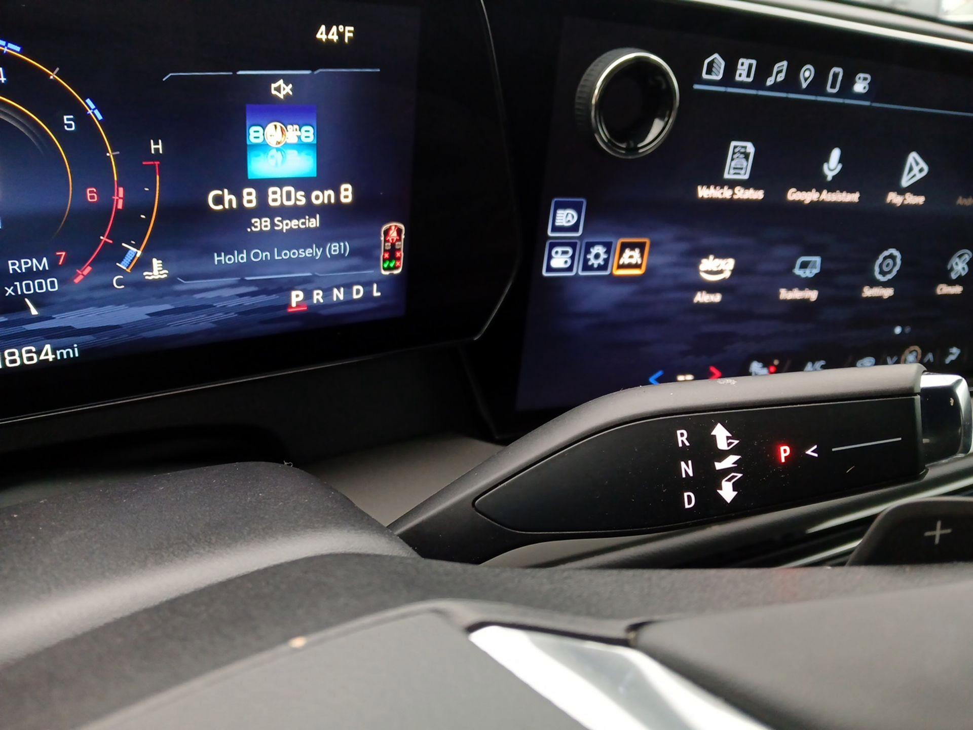 Thumbnail: 2025 Chevrolet Traverse - 18