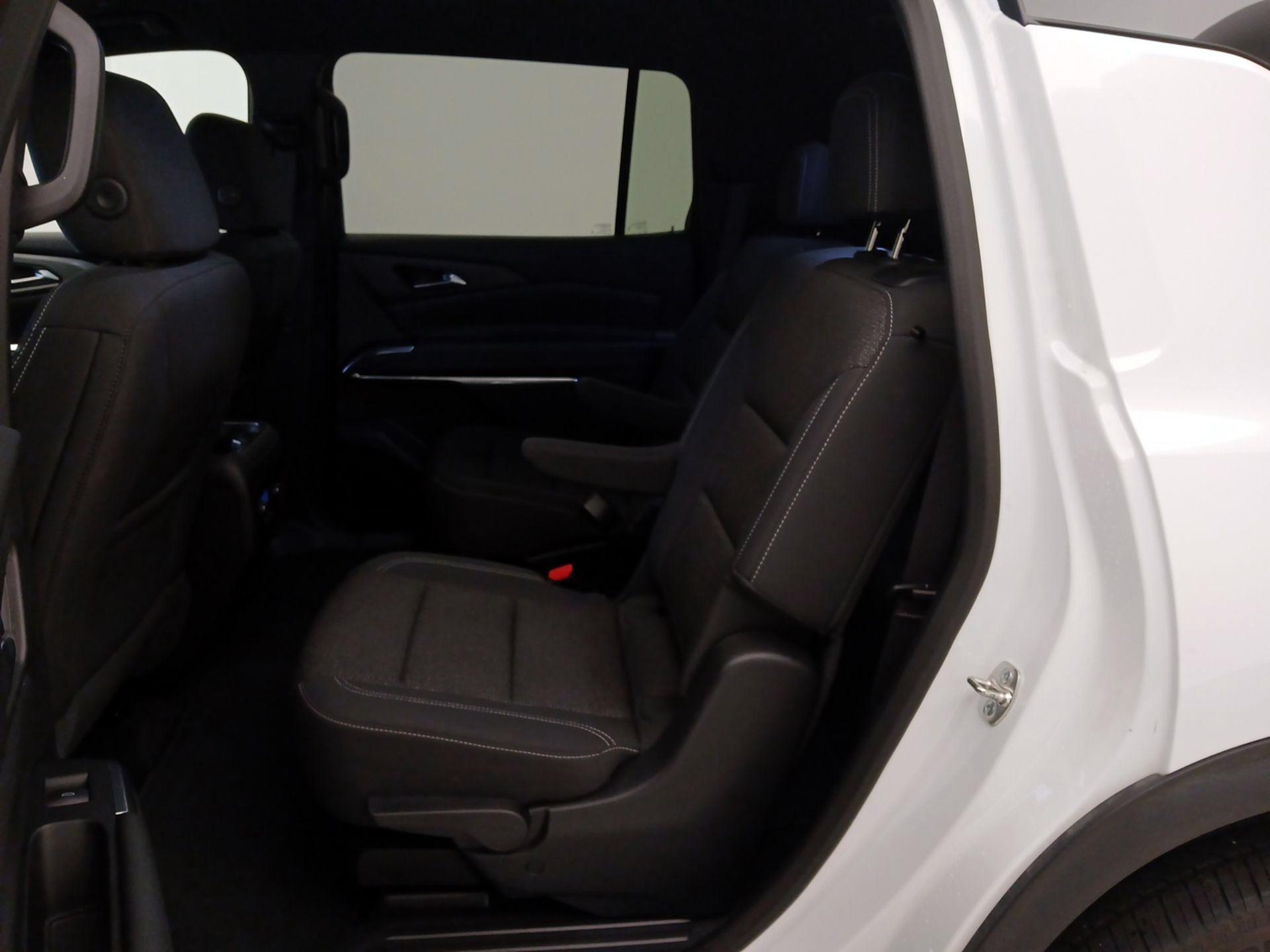 Thumbnail: 2025 Chevrolet Traverse - 20