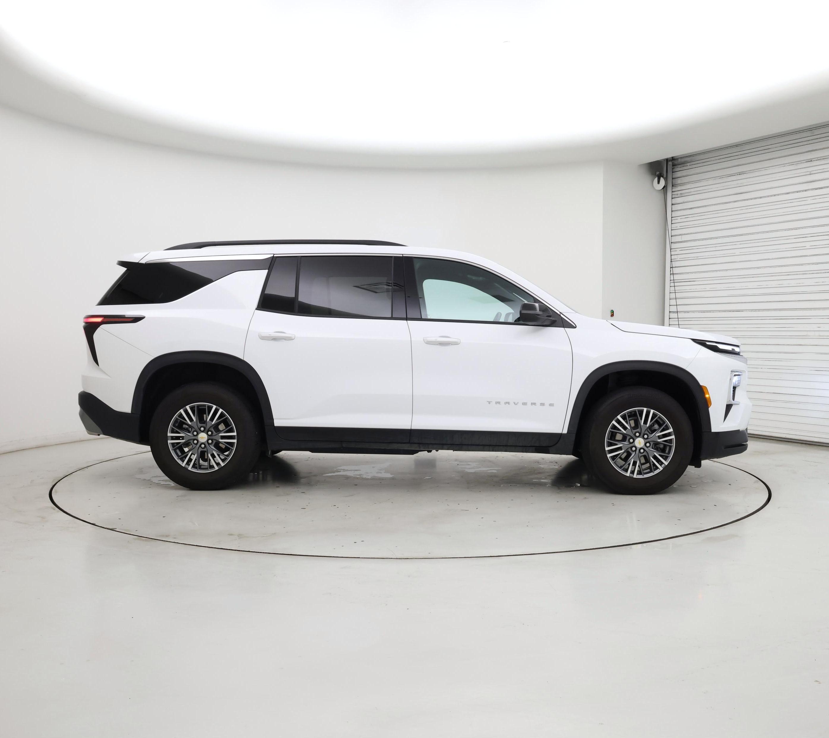 Thumbnail: 2025 Chevrolet Traverse - 7