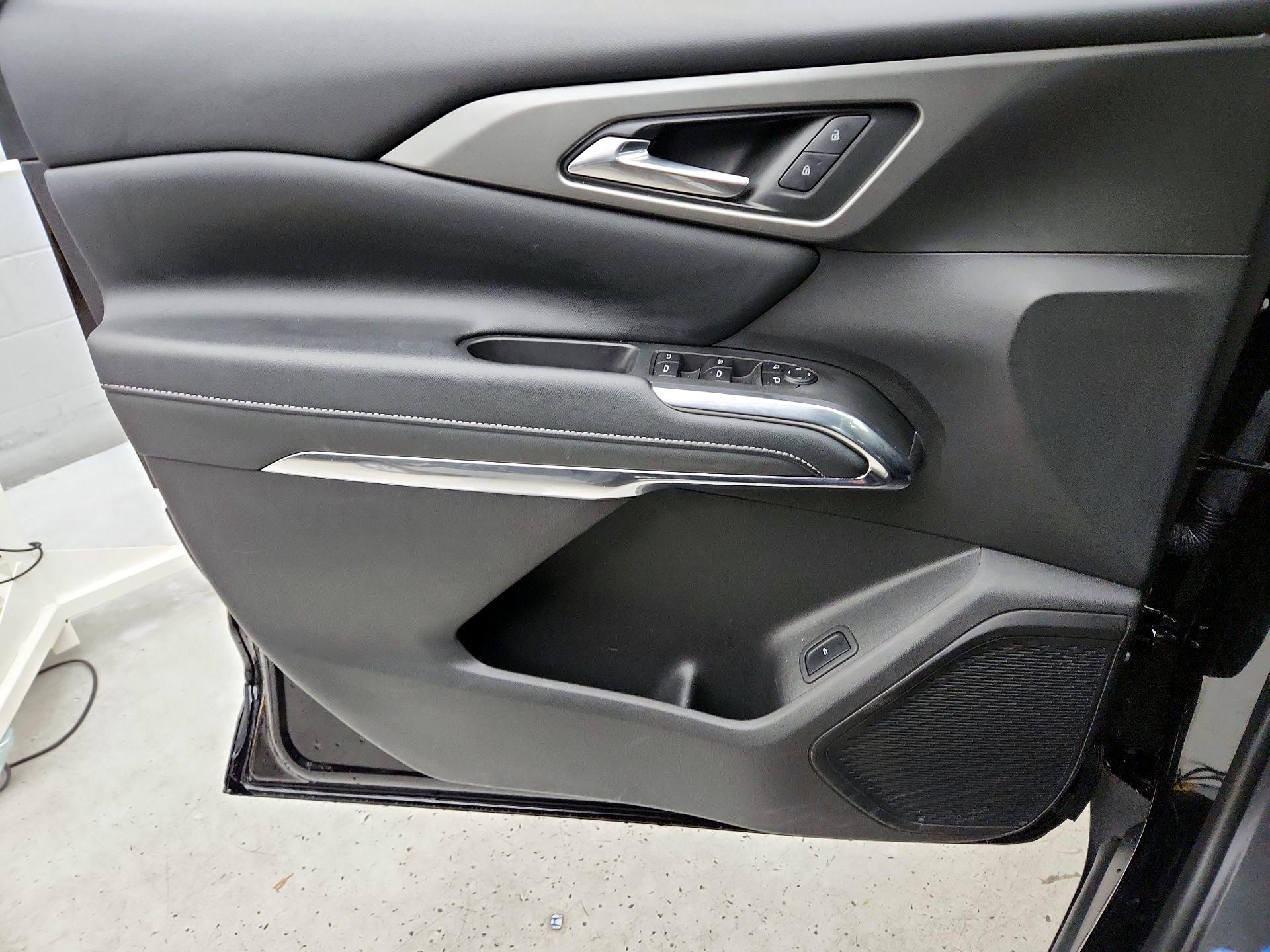 Thumbnail: 2025 Chevrolet Traverse - 12