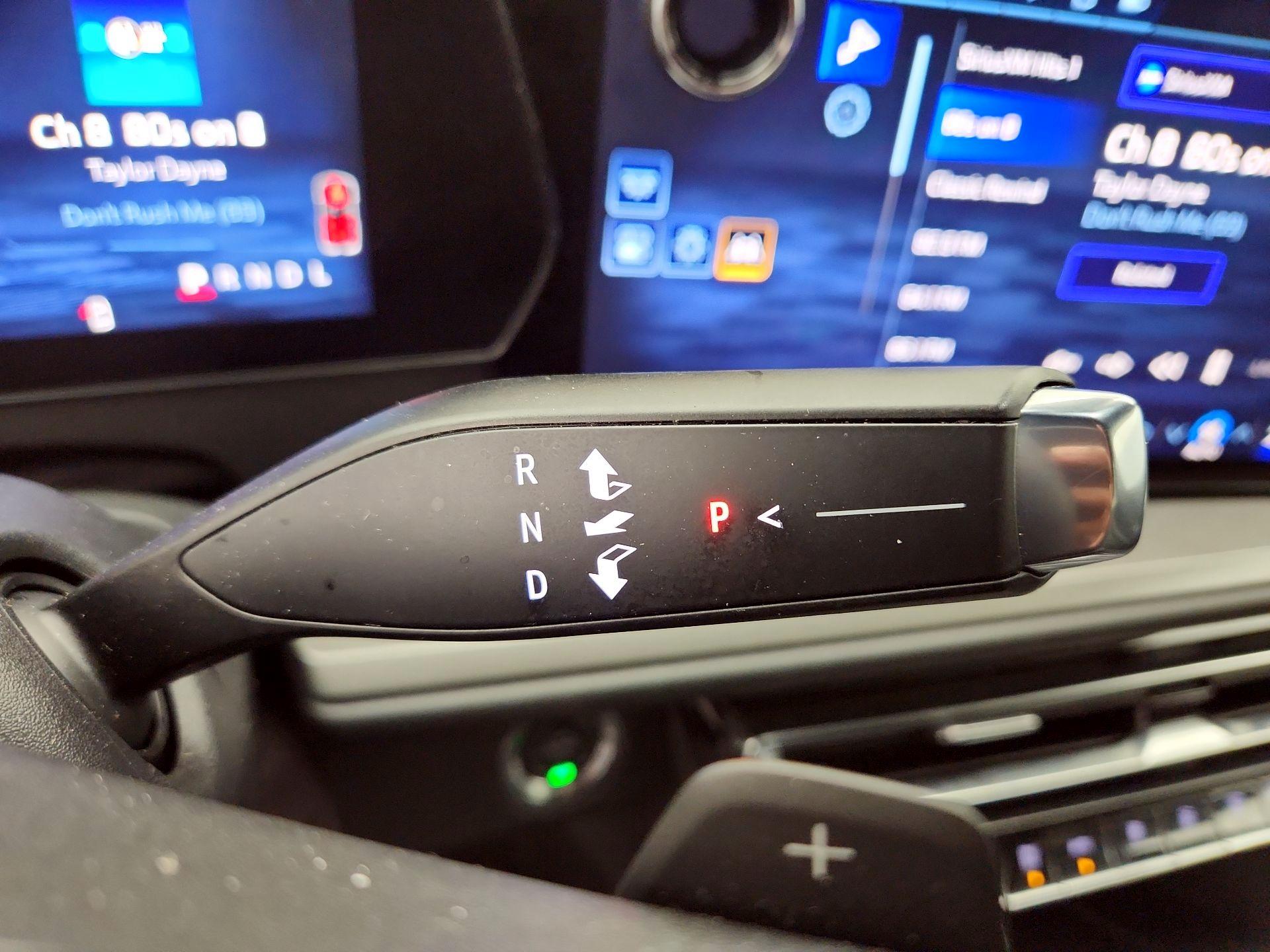 Thumbnail: 2025 Chevrolet Traverse - 18