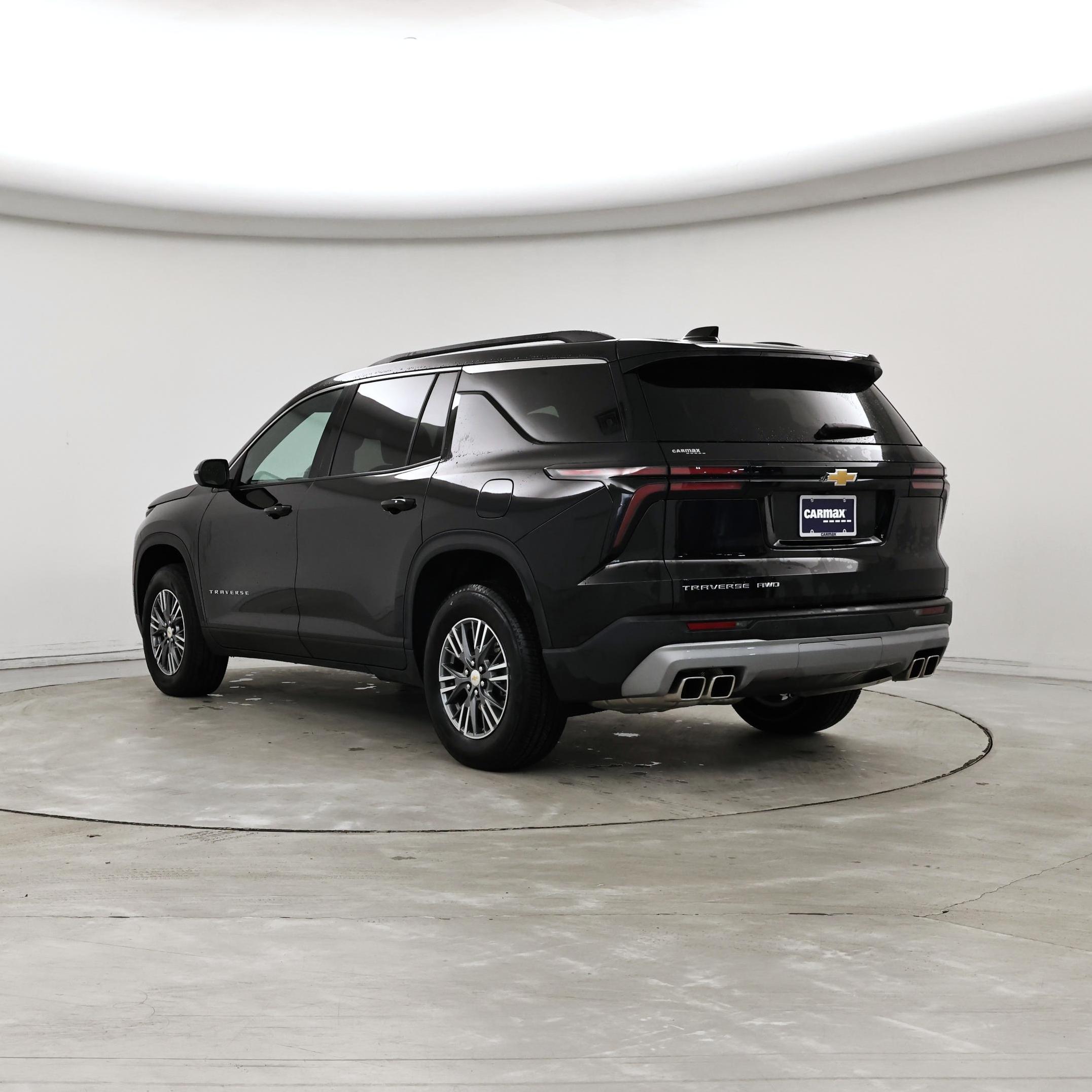 Thumbnail: 2025 Chevrolet Traverse - 2