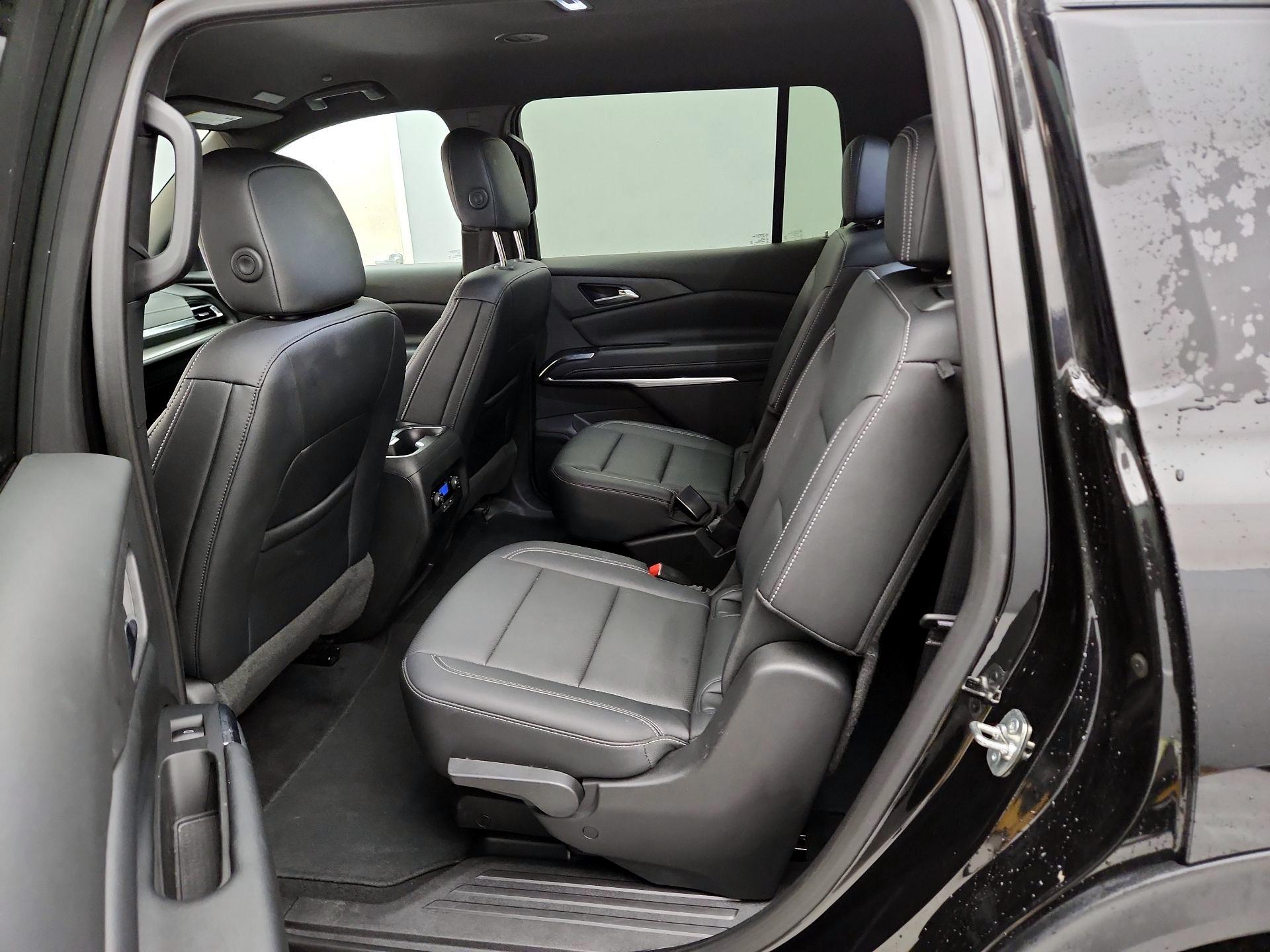 Thumbnail: 2025 Chevrolet Traverse - 20