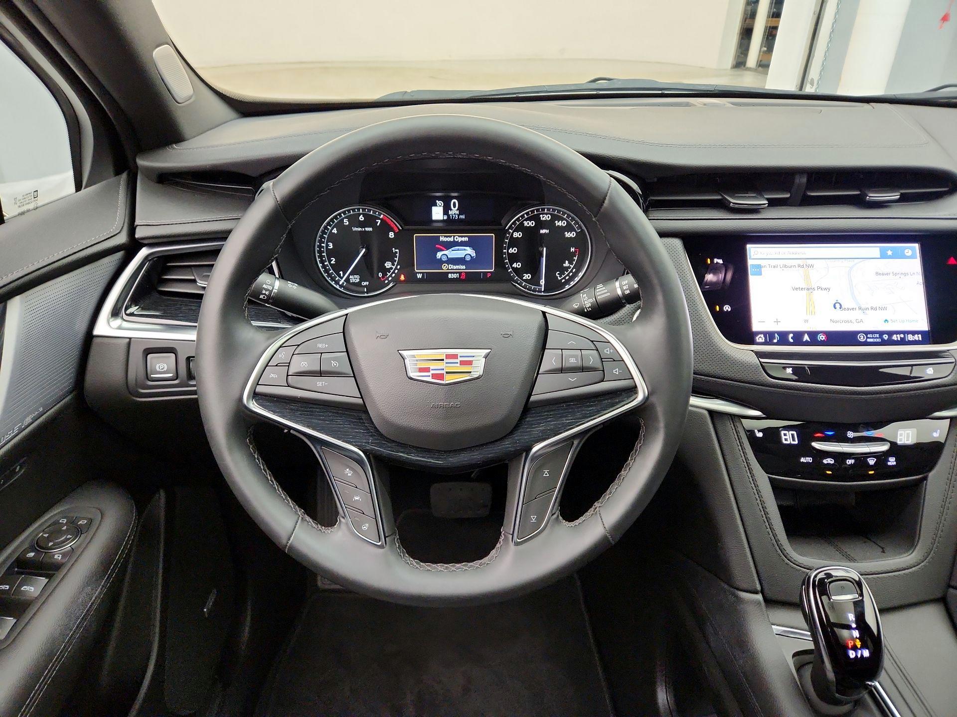 Thumbnail: 2025 Cadillac XT5 - 10