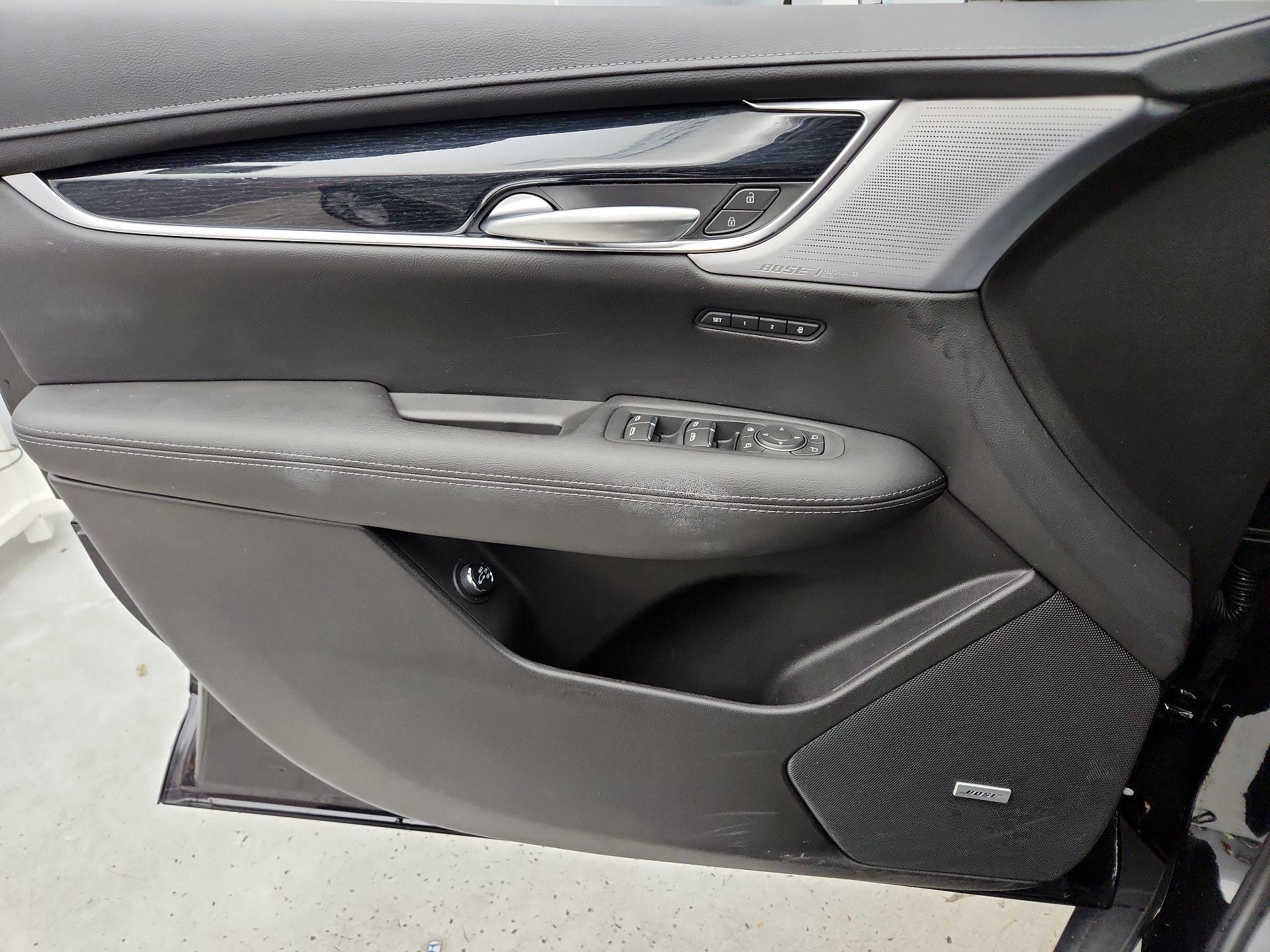 Thumbnail: 2025 Cadillac XT5 - 12