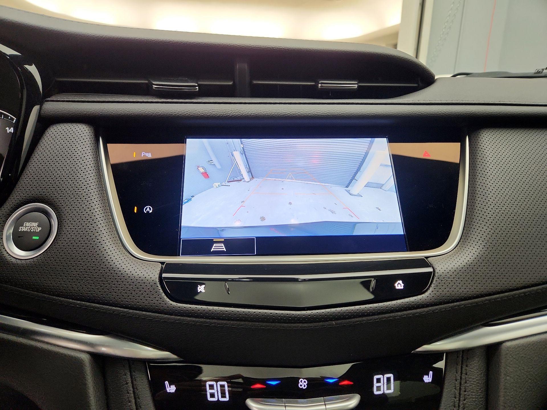 Thumbnail: 2025 Cadillac XT5 - 15