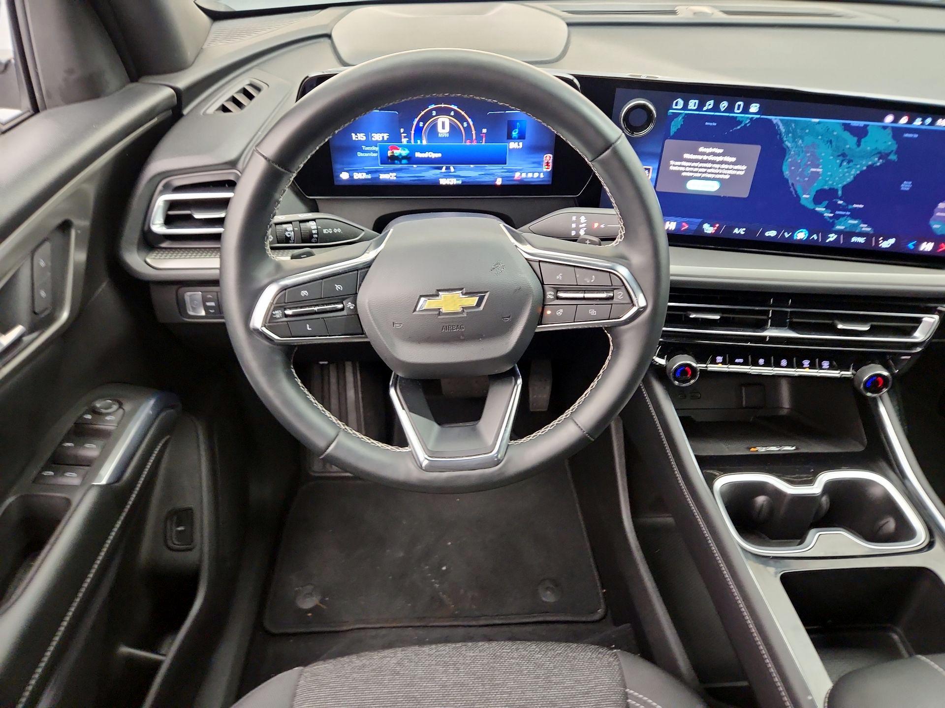 Thumbnail: 2025 Chevrolet Traverse - 10