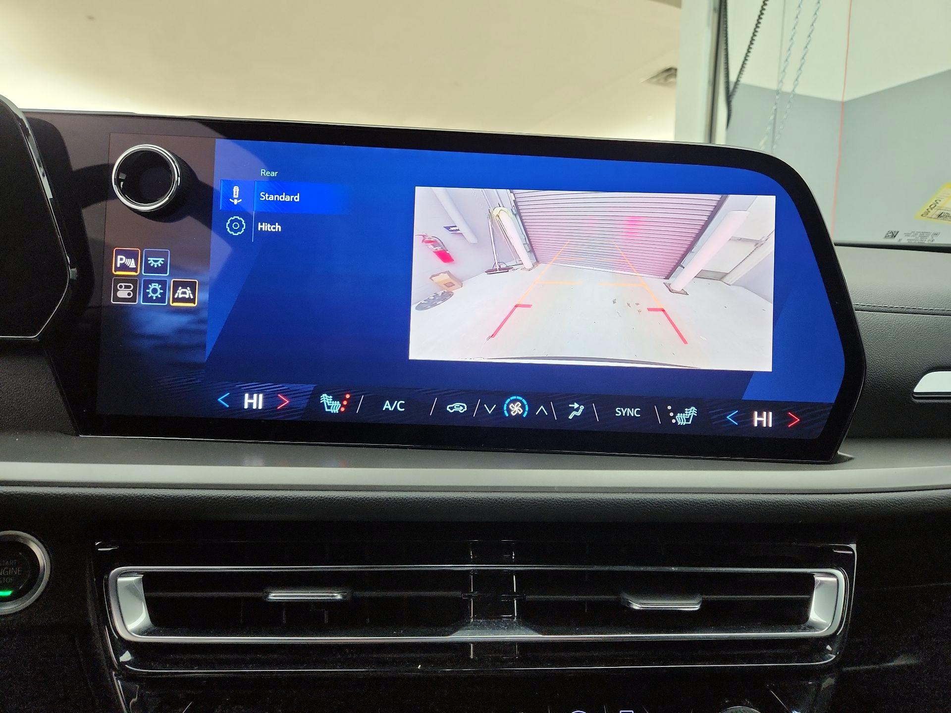 Thumbnail: 2025 Chevrolet Traverse - 15