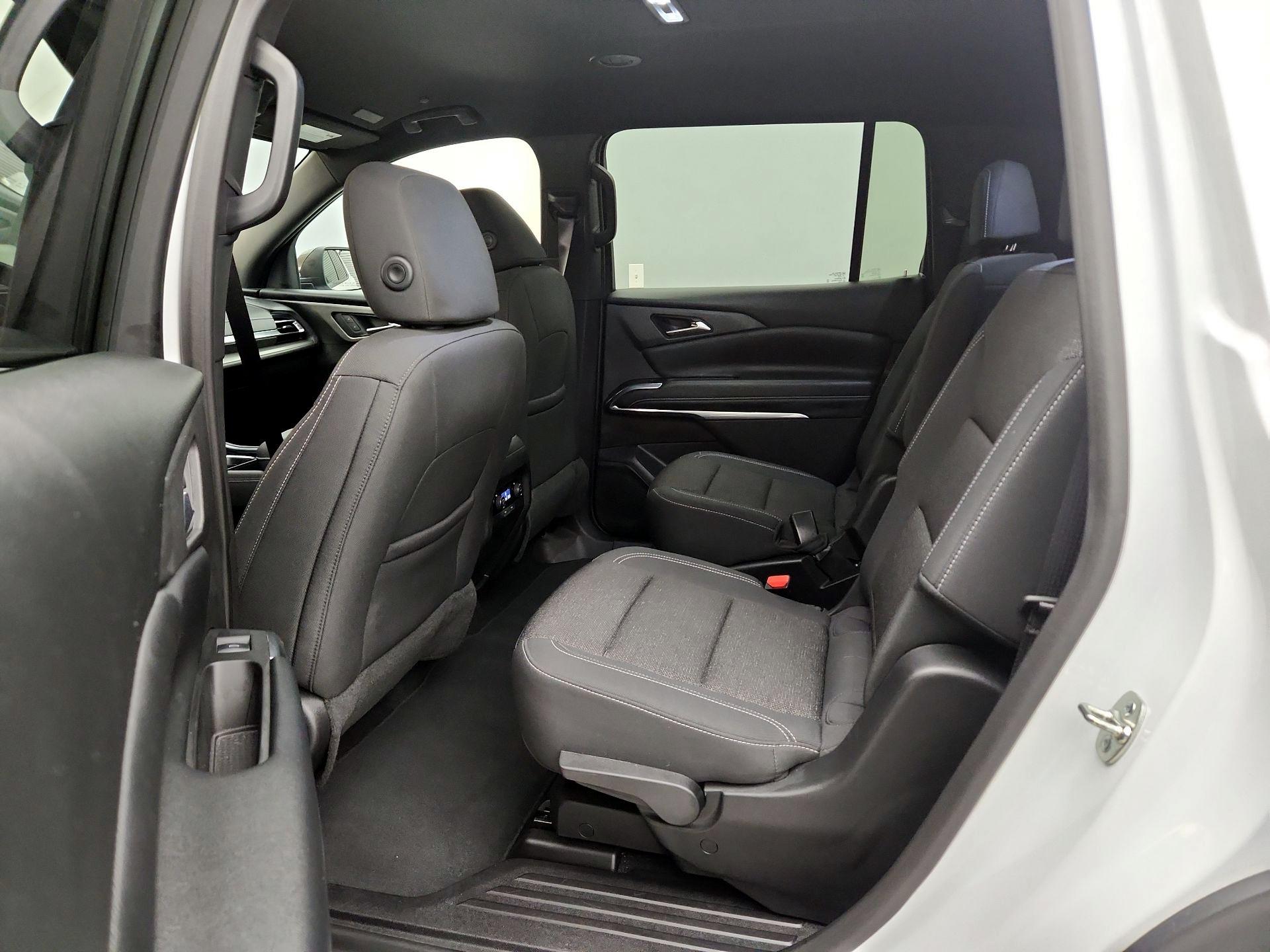 Thumbnail: 2025 Chevrolet Traverse - 20