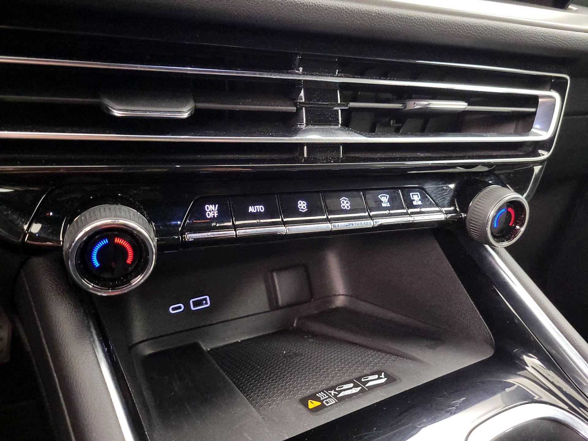 Thumbnail: 2025 Chevrolet Traverse - 16