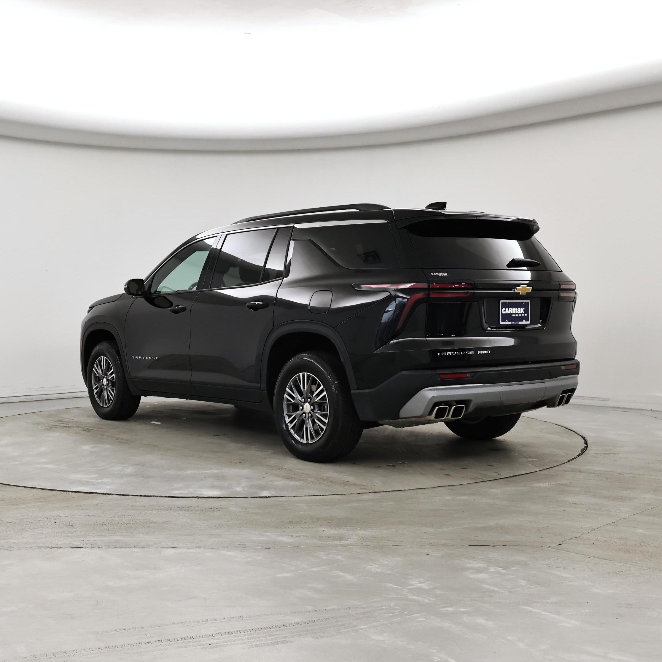 Thumbnail: 2025 Chevrolet Traverse - 2
