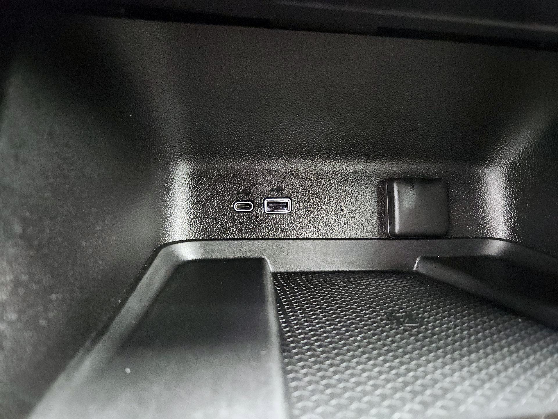 Thumbnail: 2025 Chevrolet Traverse - 19