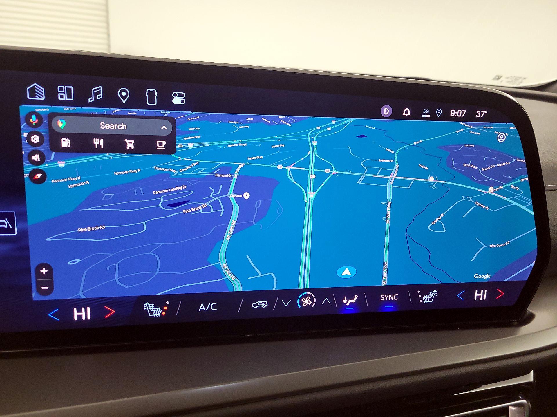 Thumbnail: 2025 Chevrolet Traverse - 14