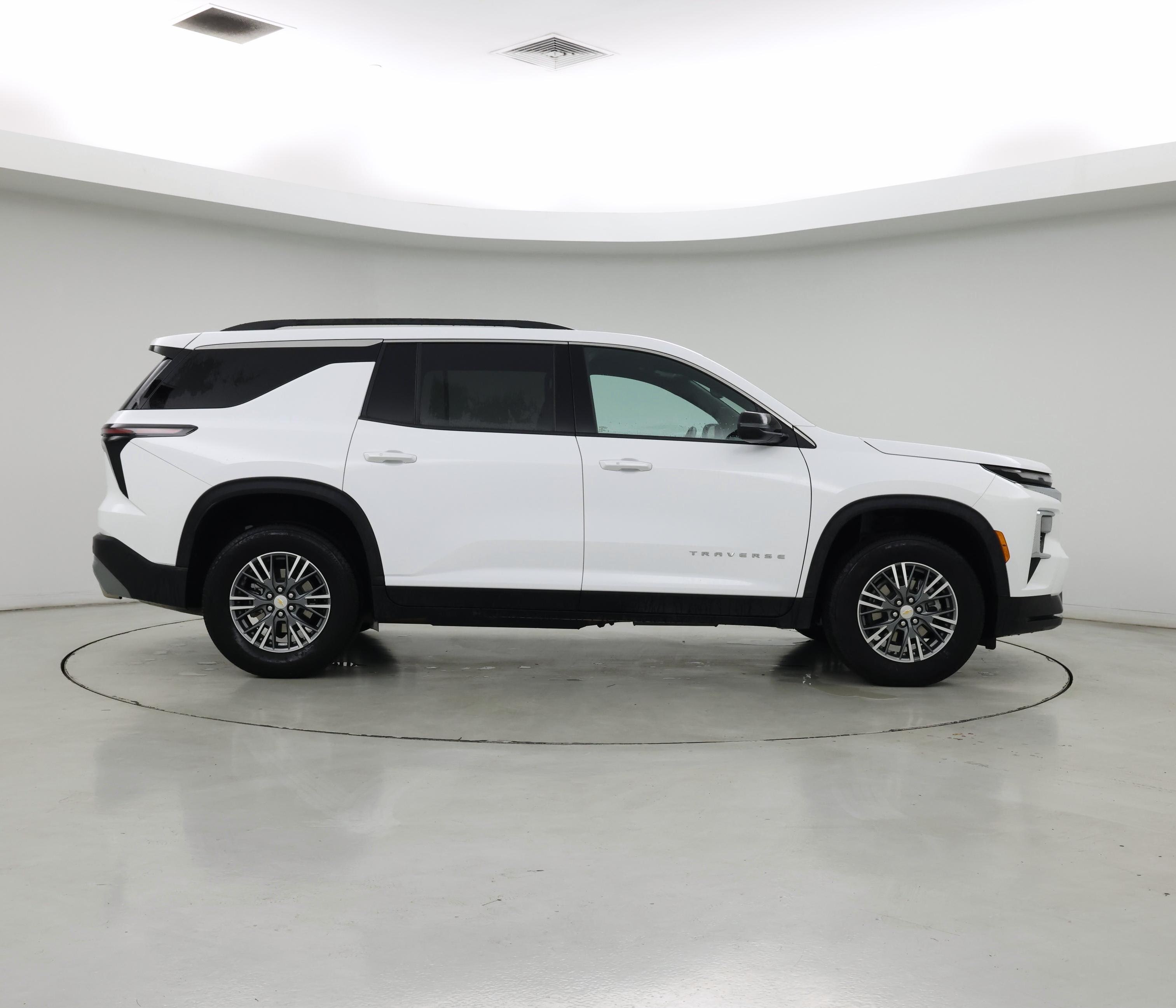 Thumbnail: 2025 Chevrolet Traverse - 7