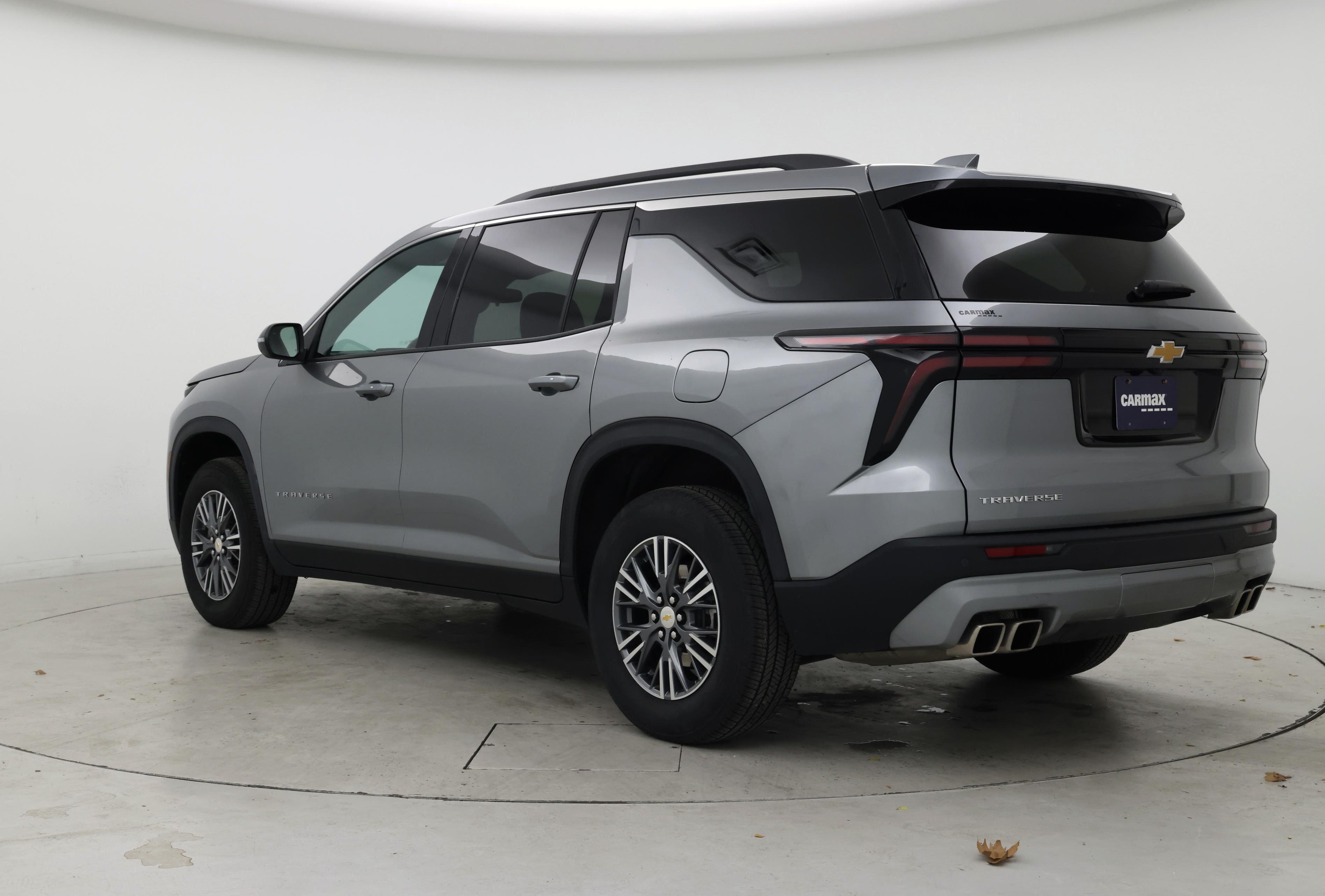 Thumbnail: 2025 Chevrolet Traverse - 2