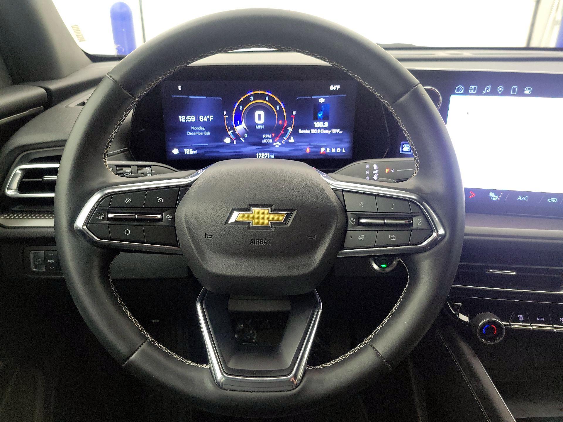 Thumbnail: 2025 Chevrolet Traverse - 10