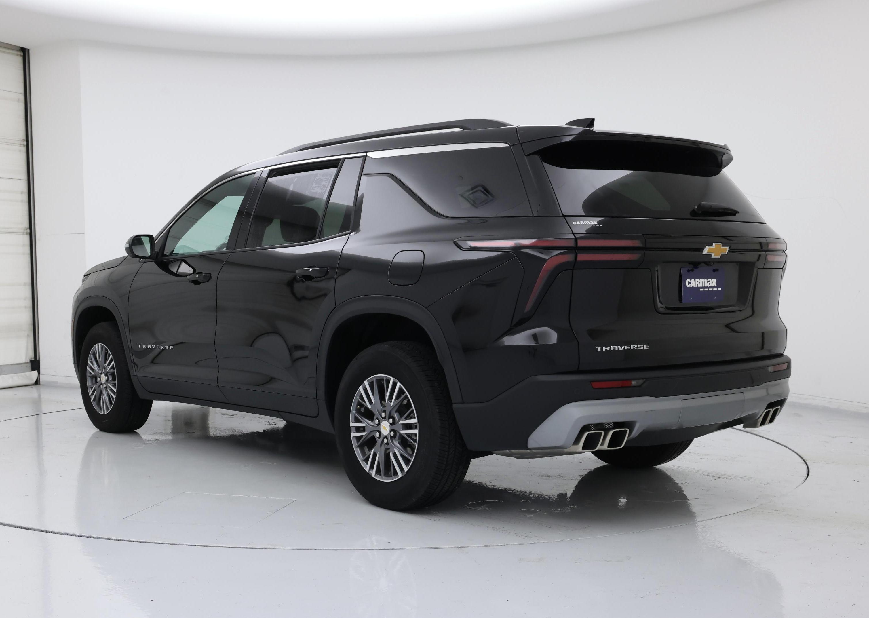 Thumbnail: 2025 Chevrolet Traverse - 2