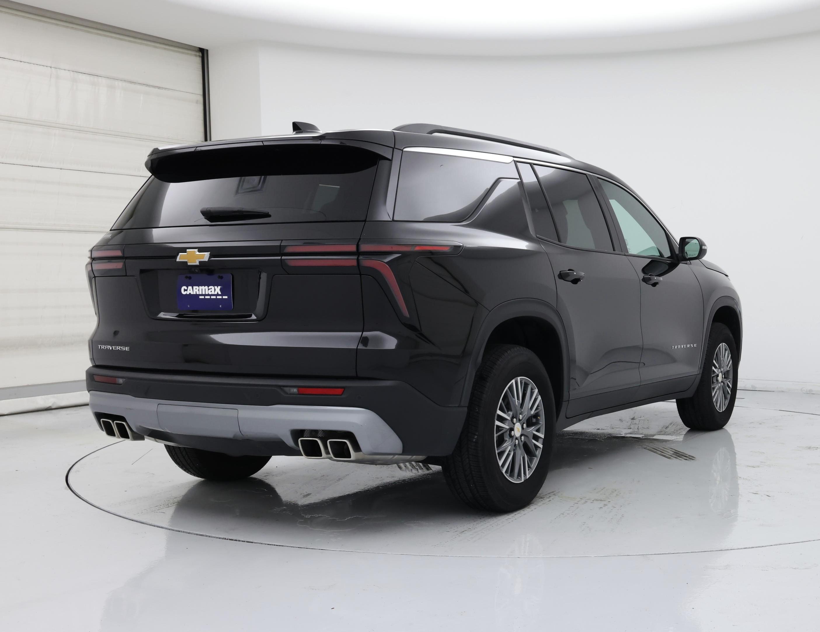 Thumbnail: 2025 Chevrolet Traverse - 8