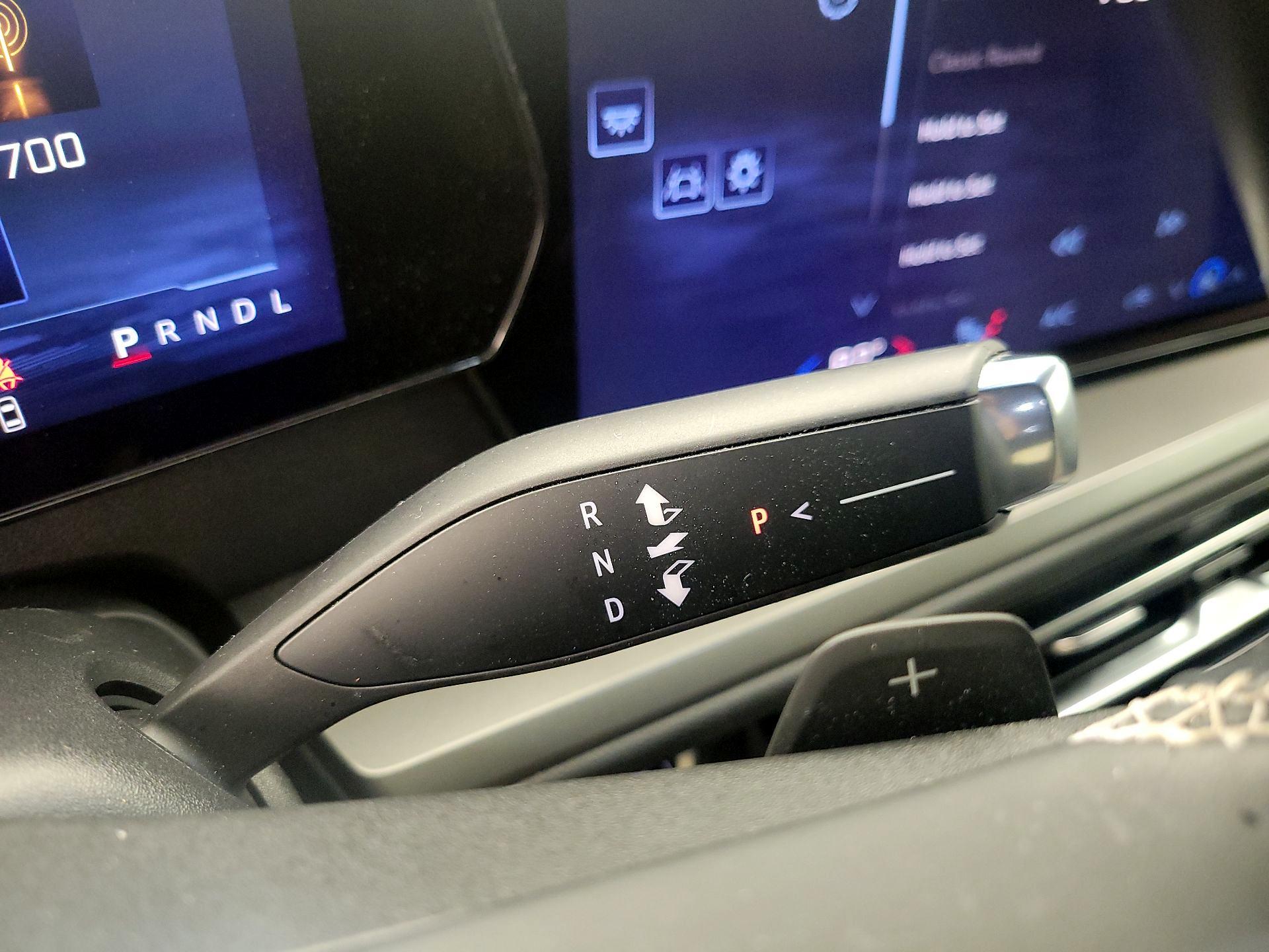 Thumbnail: 2025 Chevrolet Traverse - 17